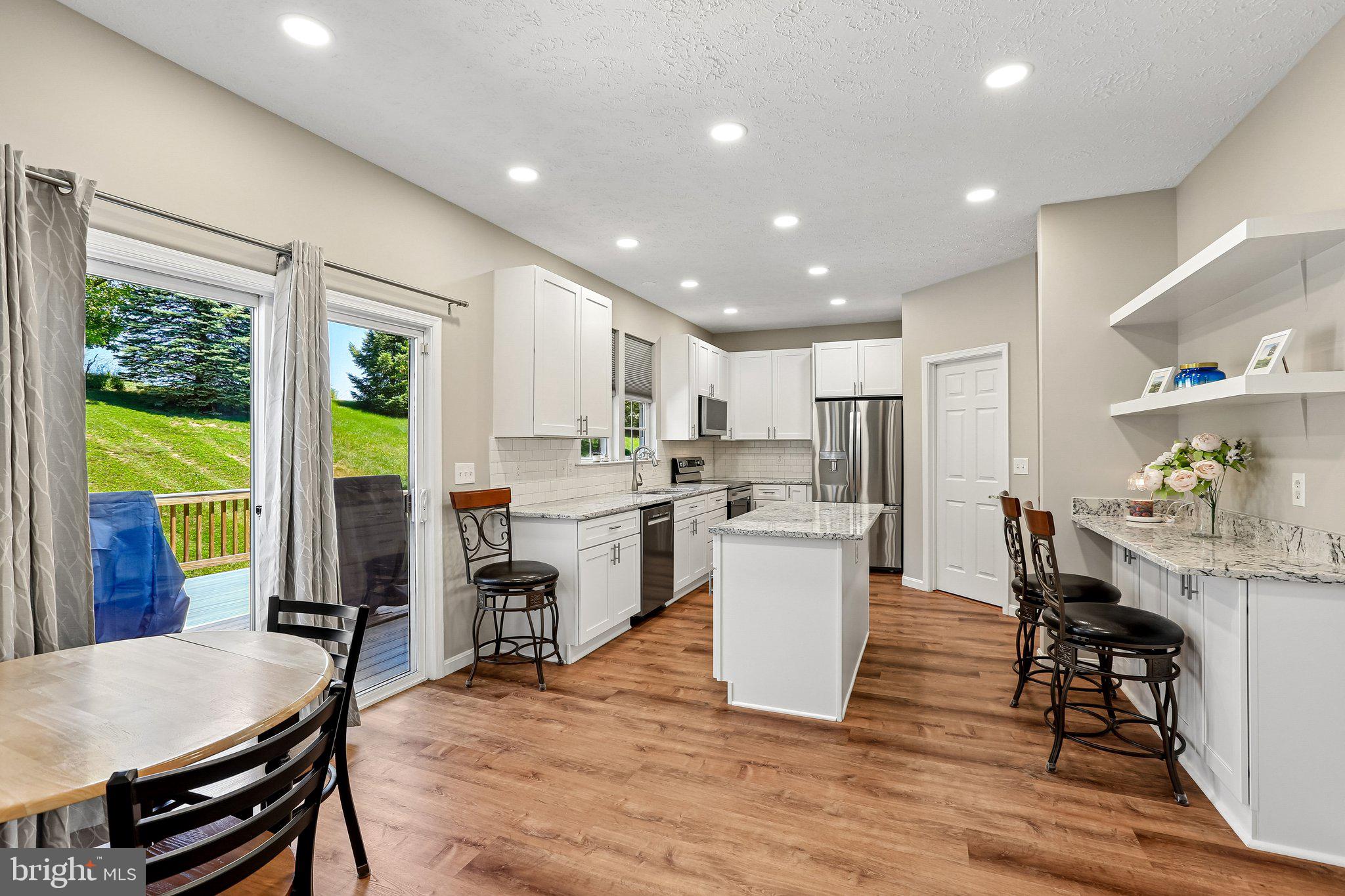 MANCHESTER FARMS - Residential