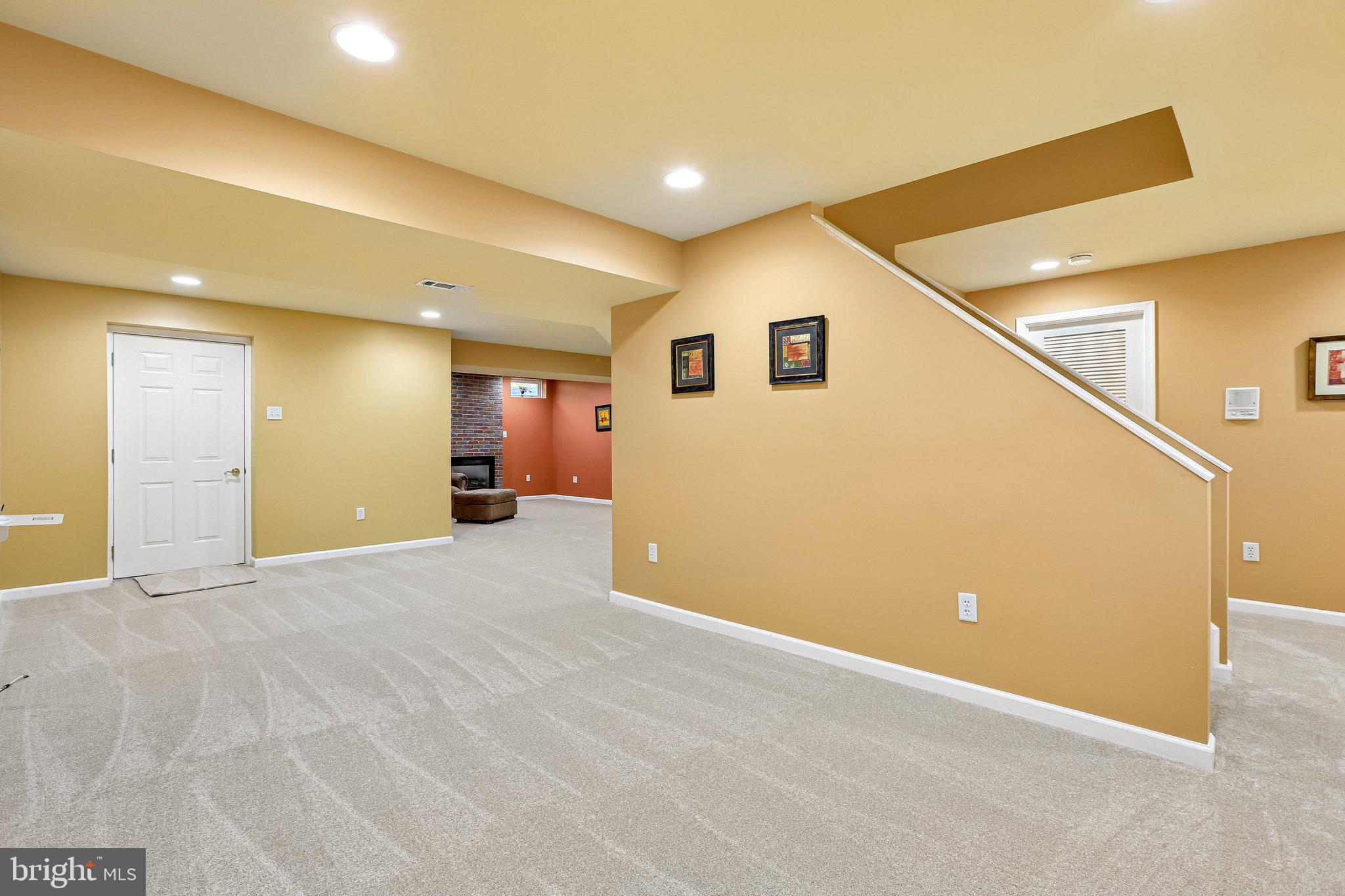 MANCHESTER FARMS - Residential