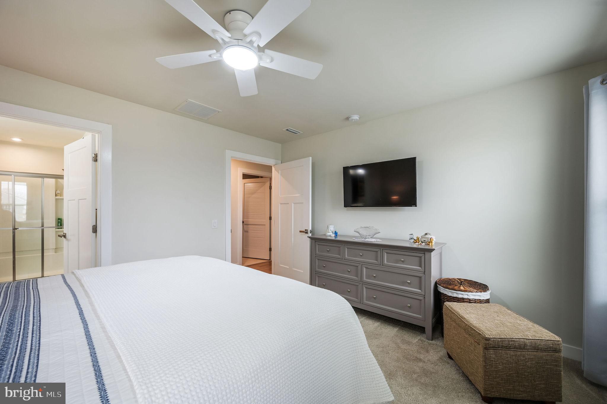 VERONA WOODS - Residential