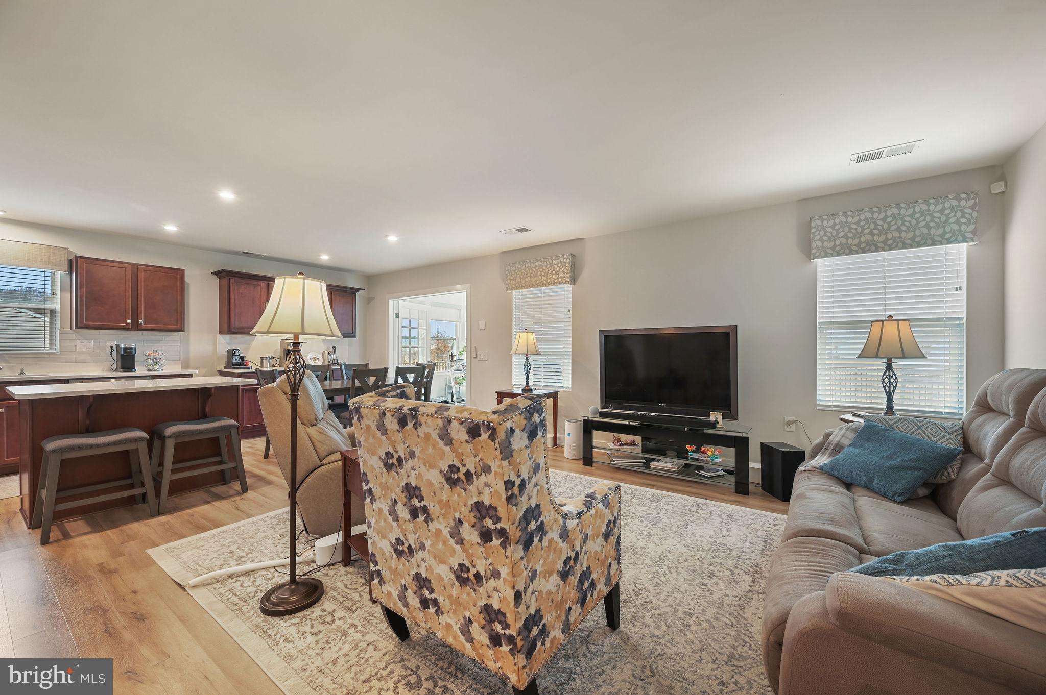 VERONA WOODS - Residential