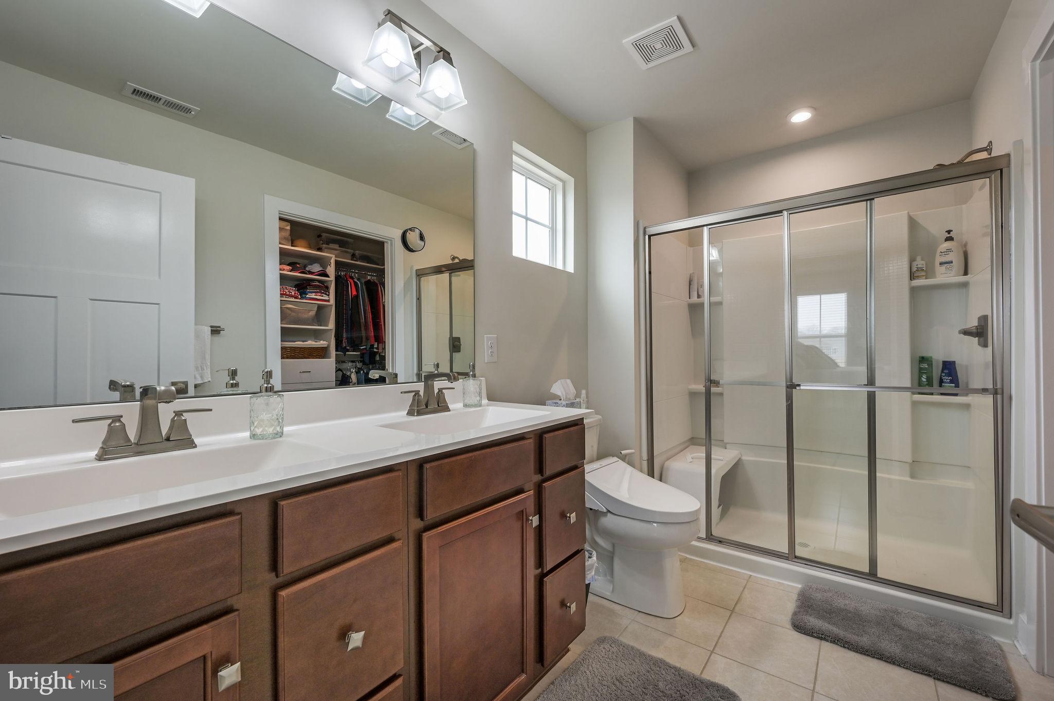 VERONA WOODS - Residential