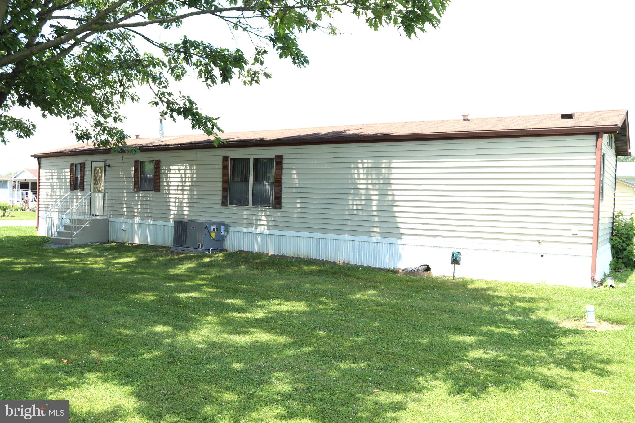 SUNSET ESTATES MHP - Residential
