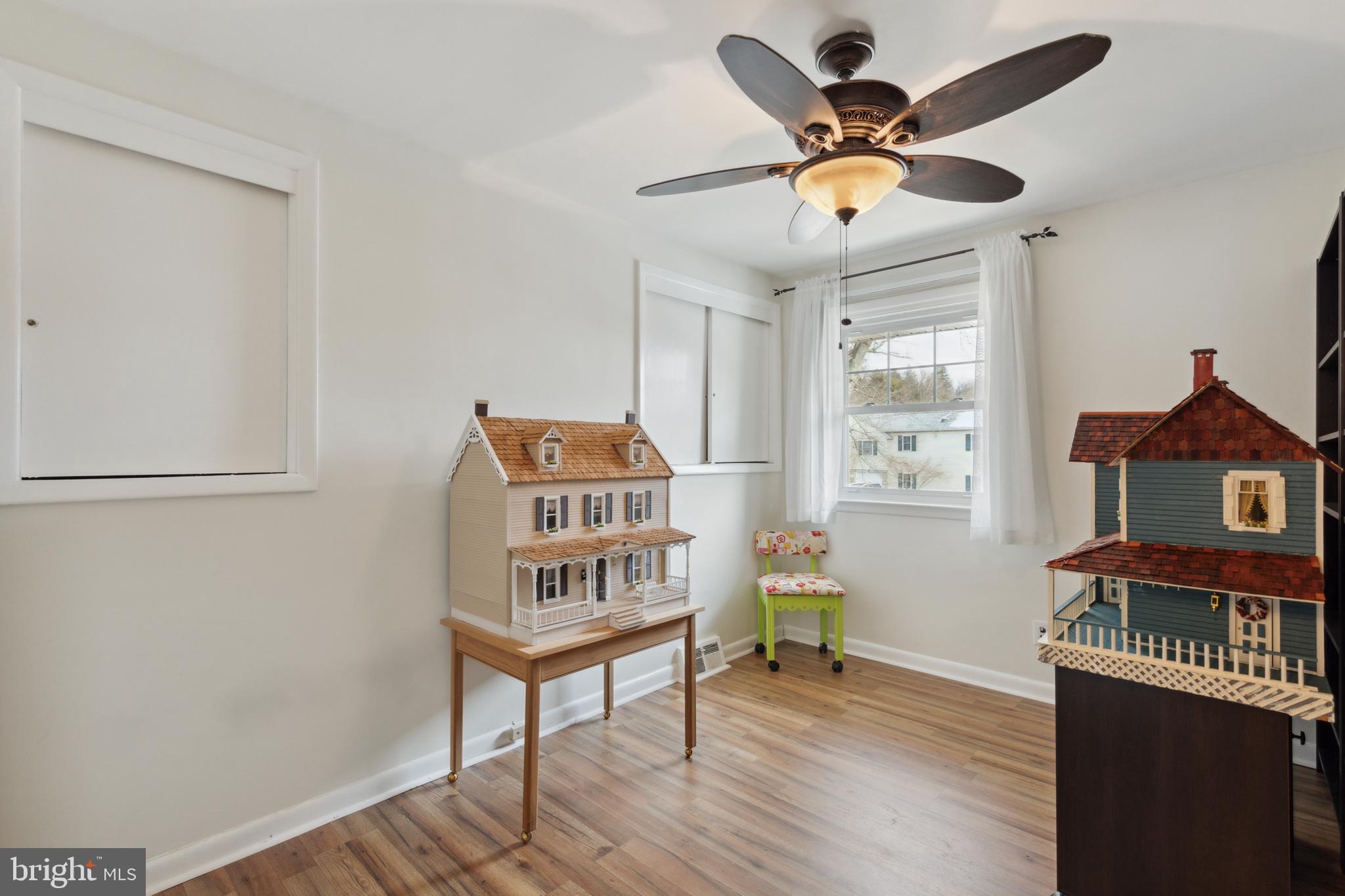 GLENSIDE - Residential