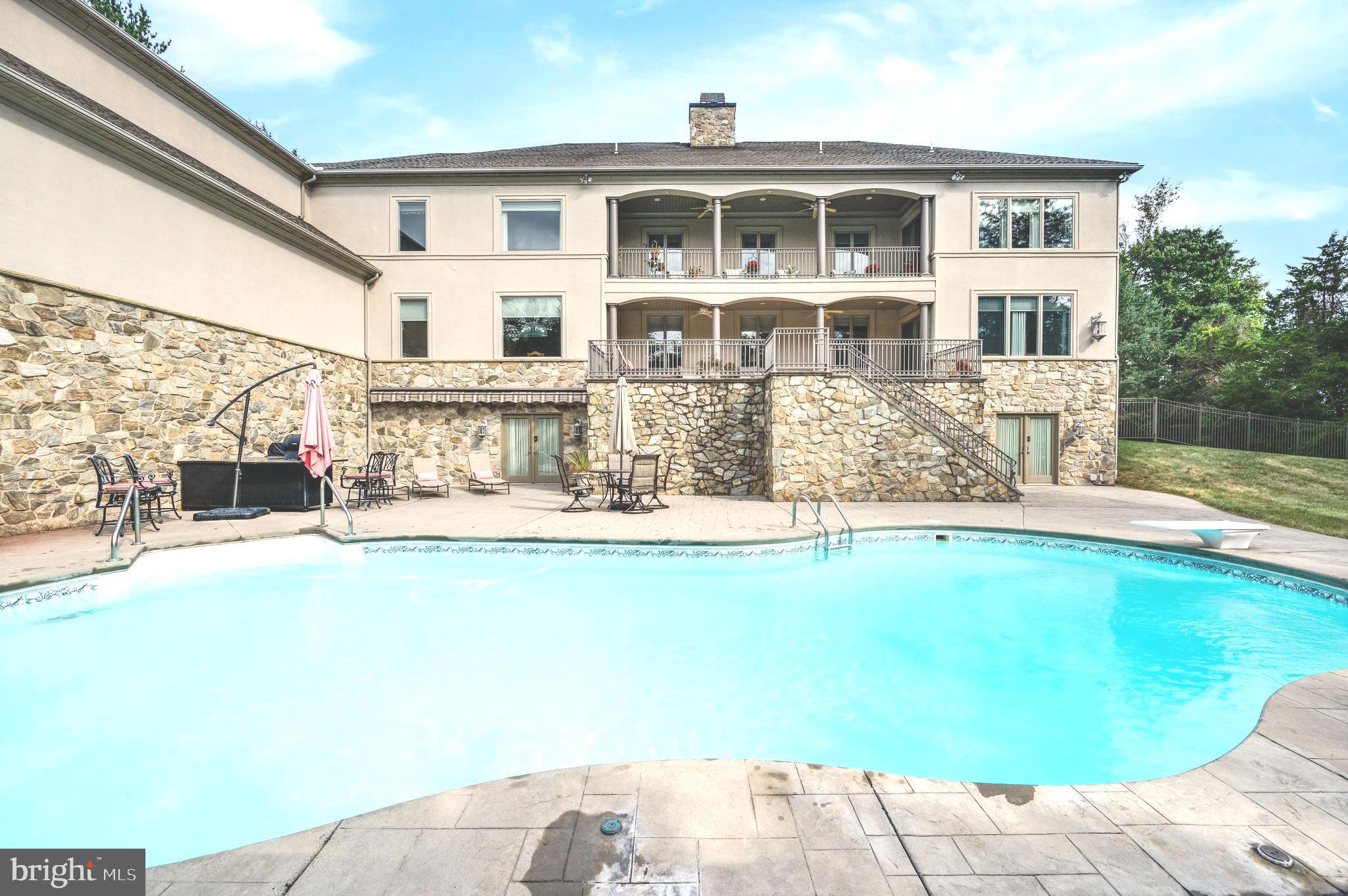 CHESTNUT HILL FARM - Residential