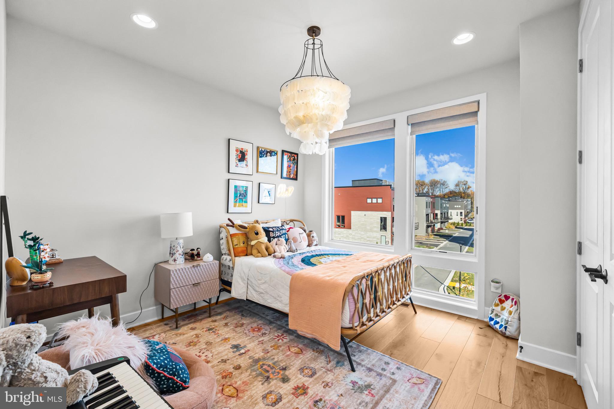 AMALYN - Residential