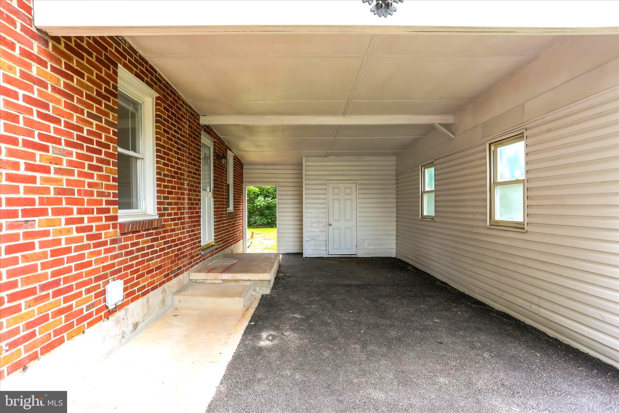 WOODLAND VIEW - Residential