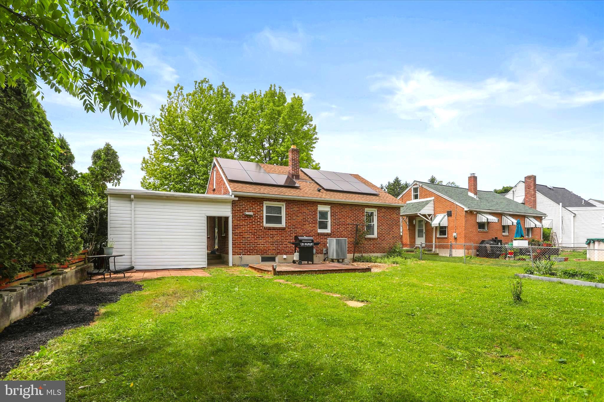 WOODLAND VIEW - Residential