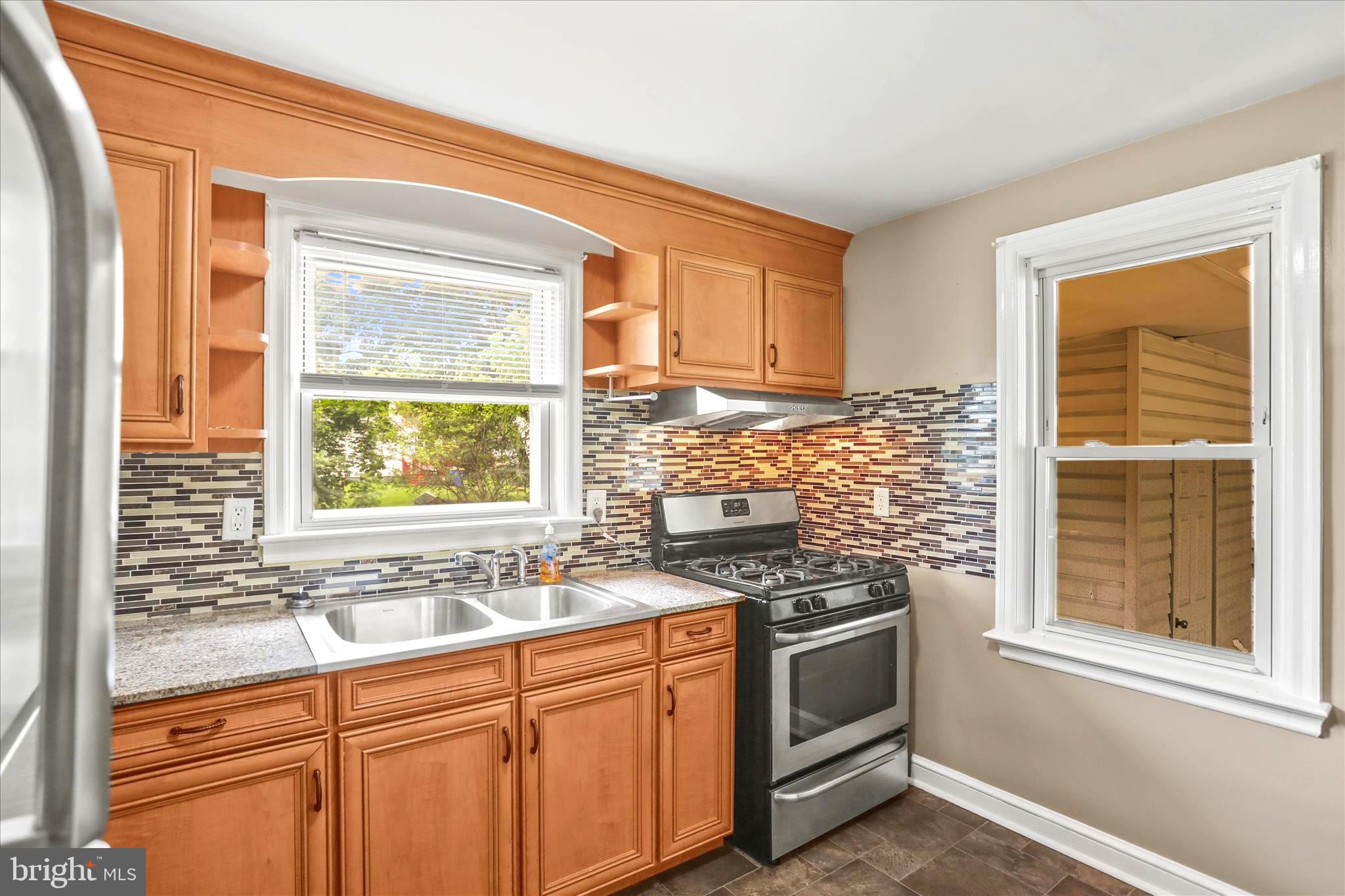 WOODLAND VIEW - Residential