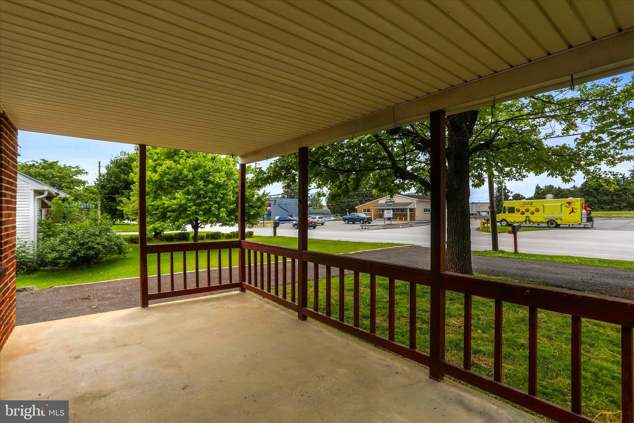 WOODLAND VIEW - Residential