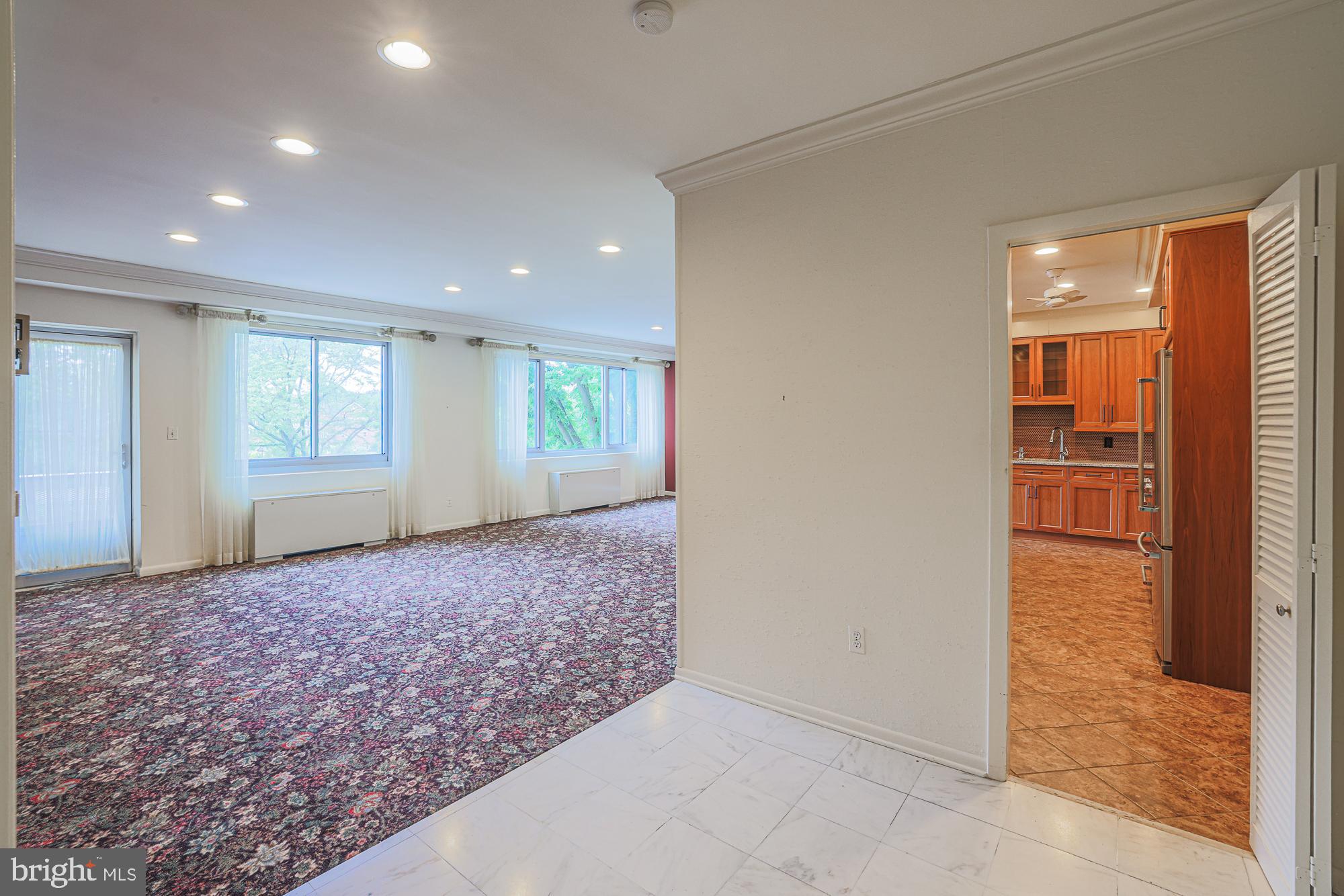ELEVEN SLADE - Residential