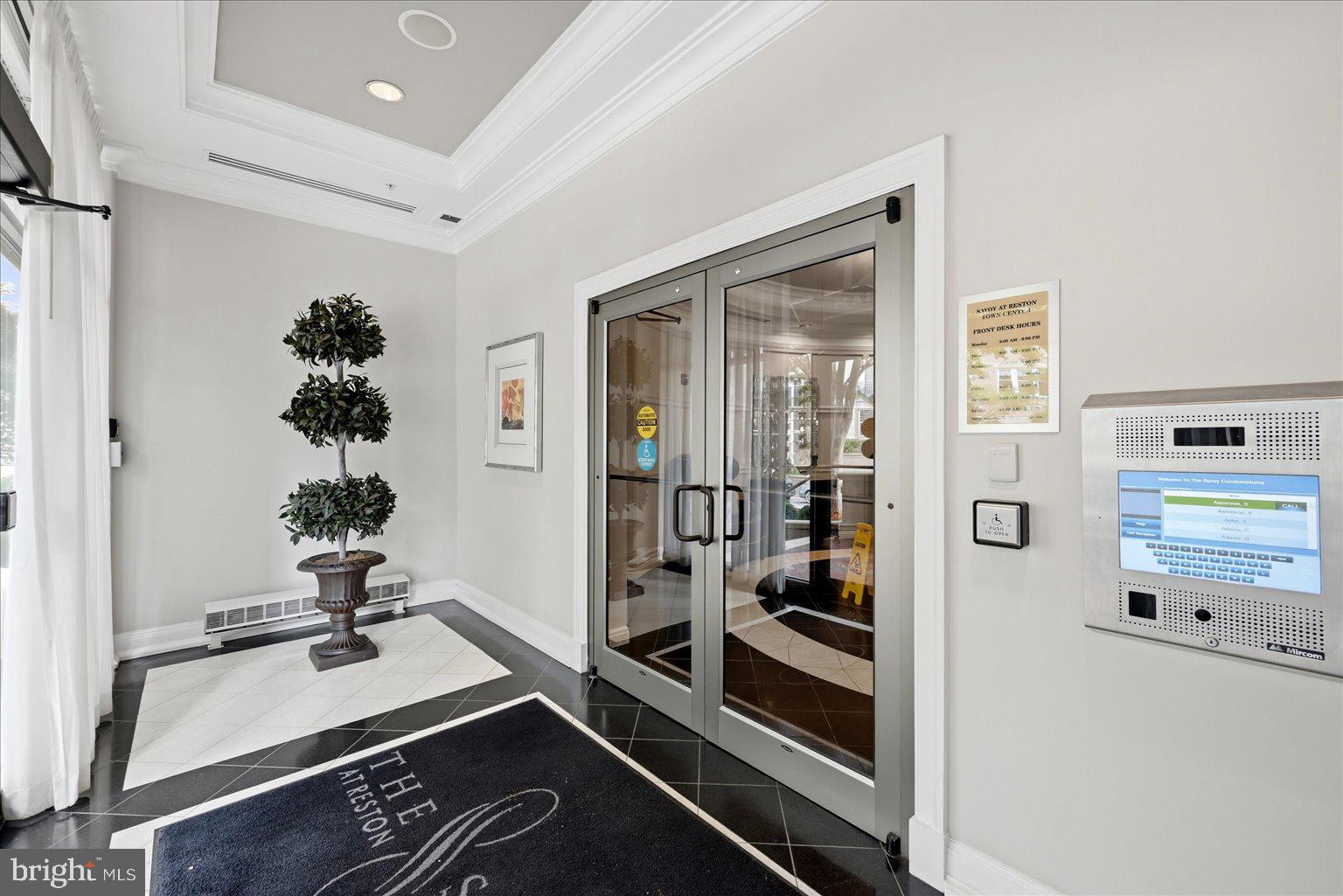 SAVOY AT RESTON TOWN CENTER - Residential