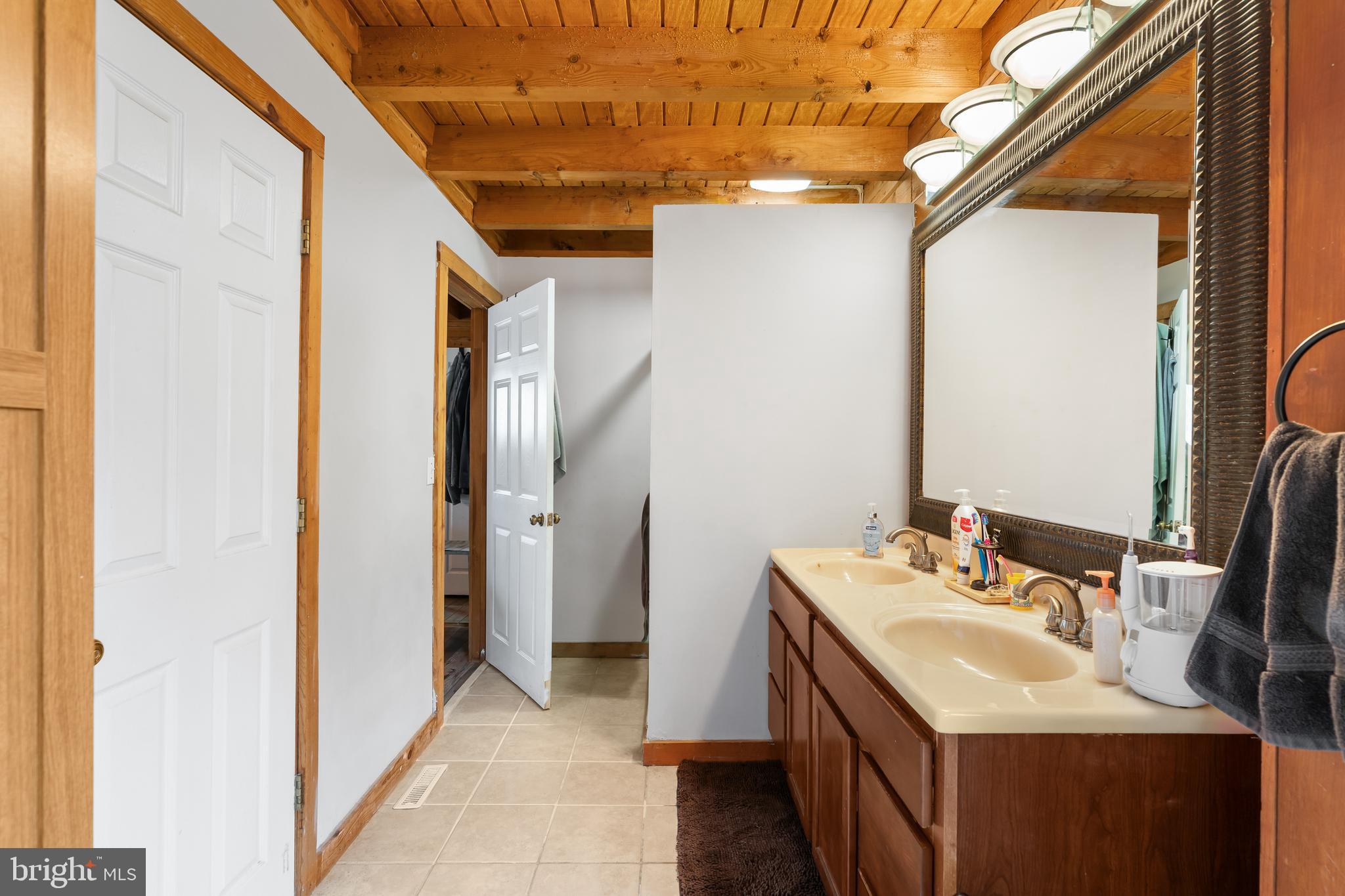 BATTLEFIELD ESTATES - Residential