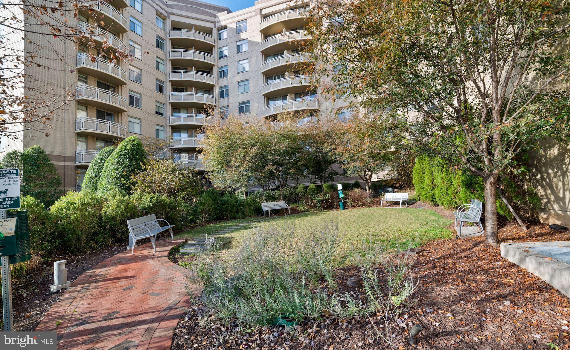 CHEVY CHASE - Residential