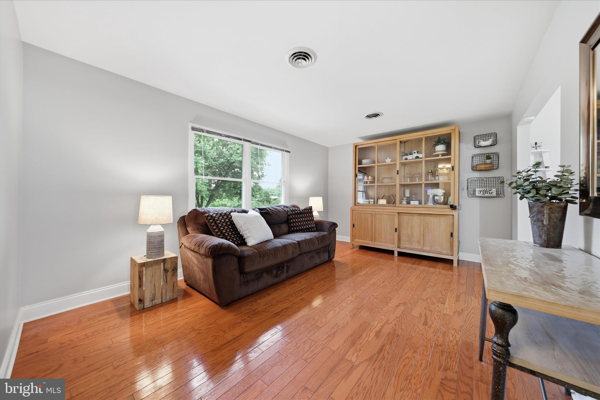 RYANS RUNNE - Residential