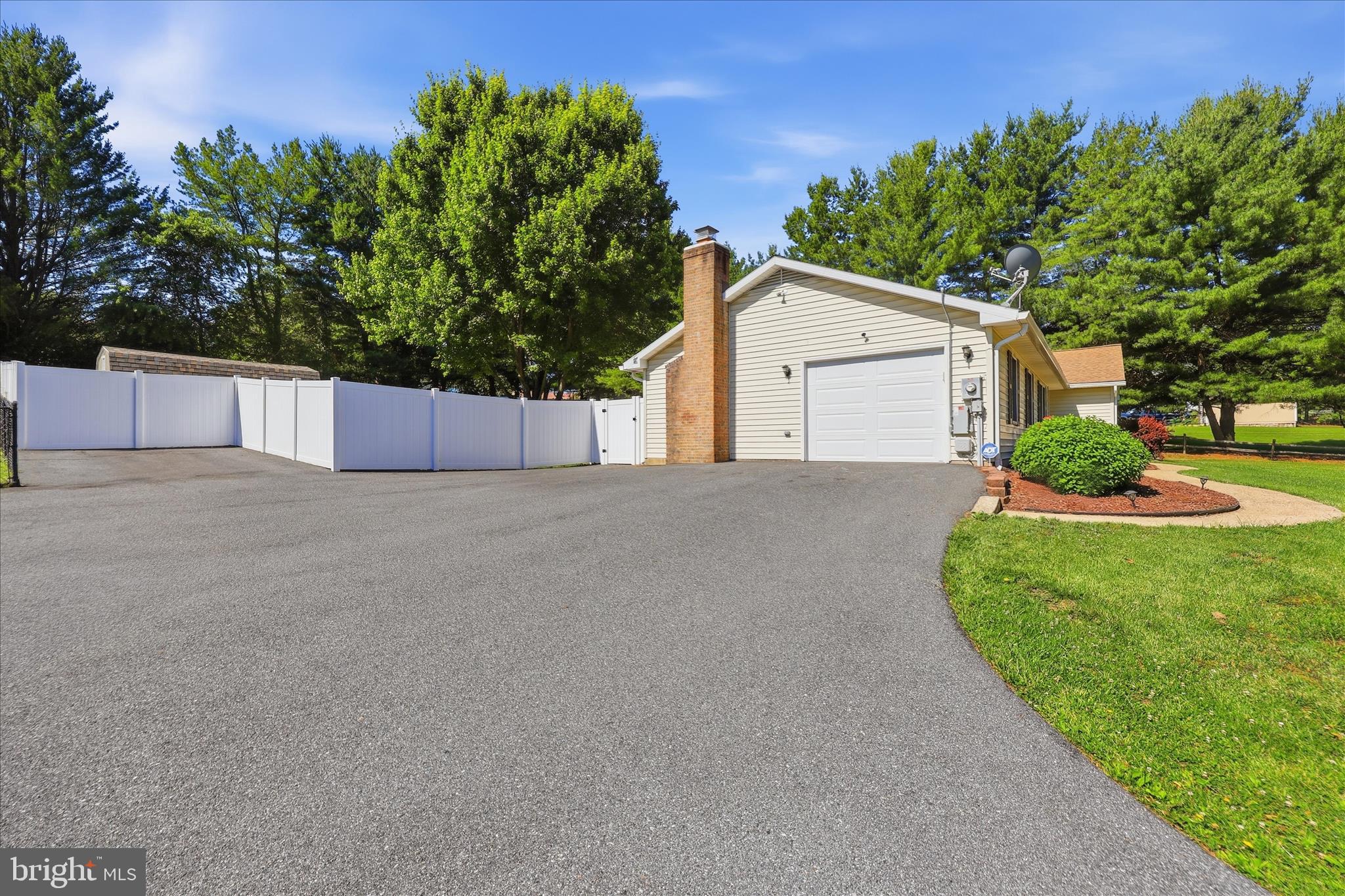 RYANS RUNNE - Residential