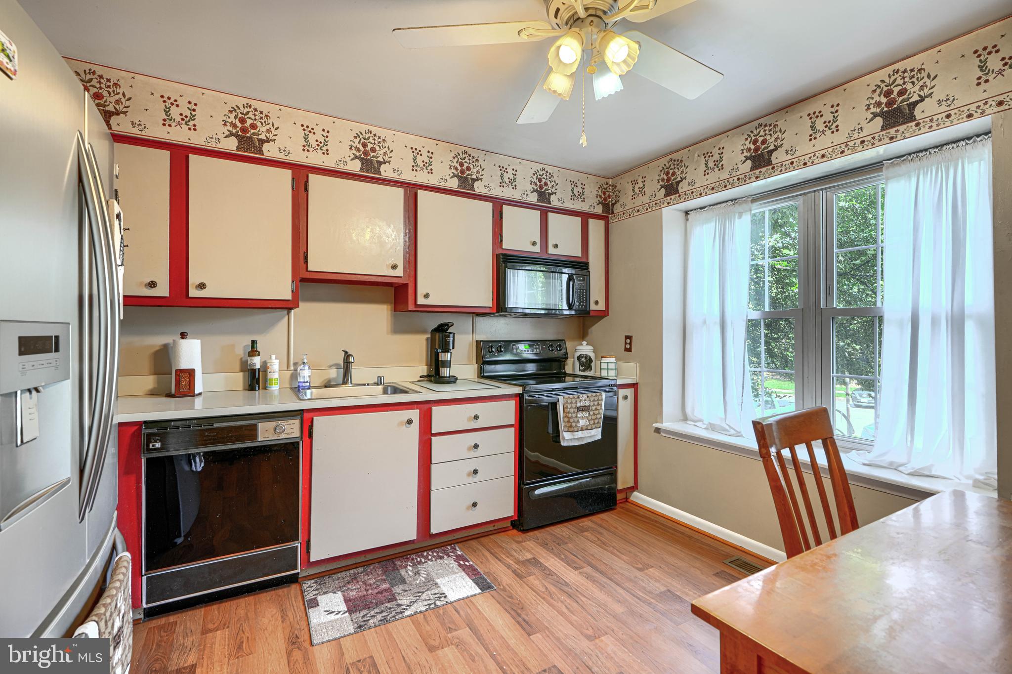 MAYS CHAPEL VILLAGE - Residential