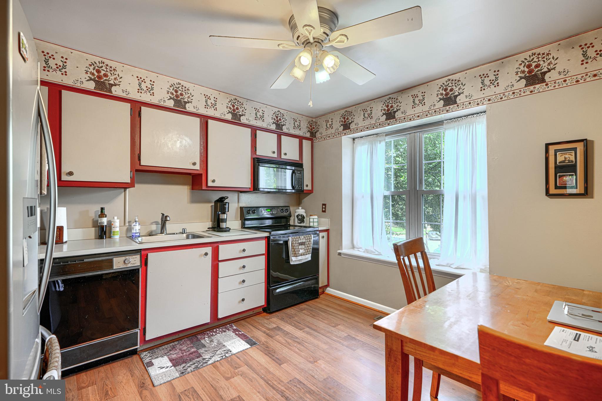 MAYS CHAPEL VILLAGE - Residential