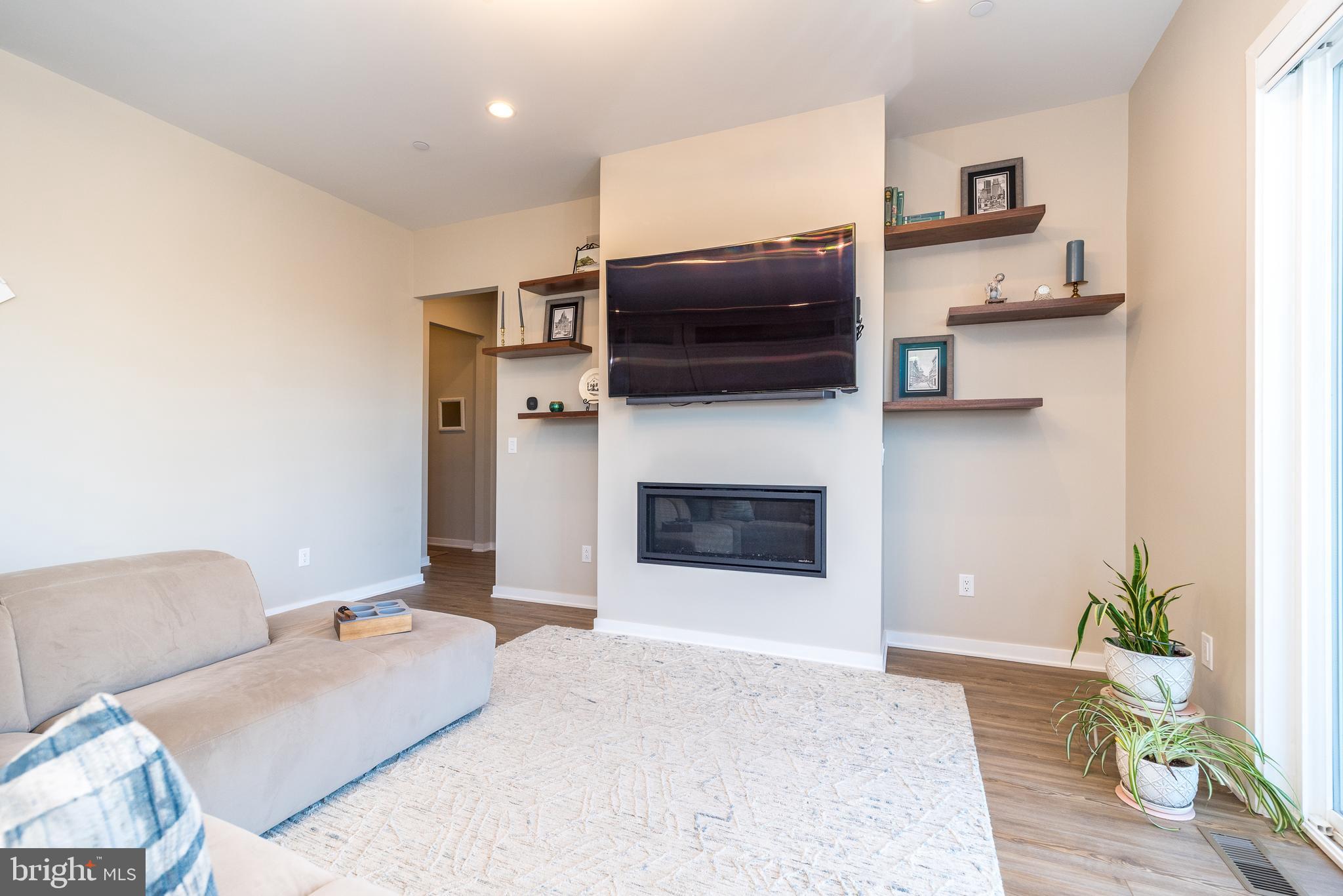 RESERVE AT EMERSON FARM - Residential