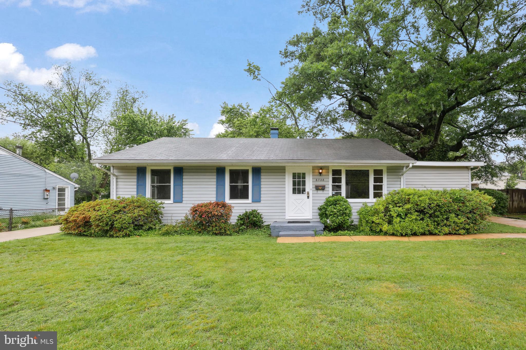 KINGS COLONY - Residential