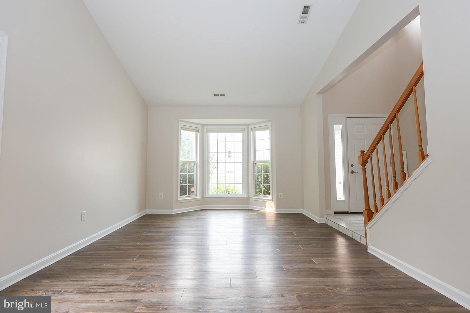 CEDAR COVE - Residential