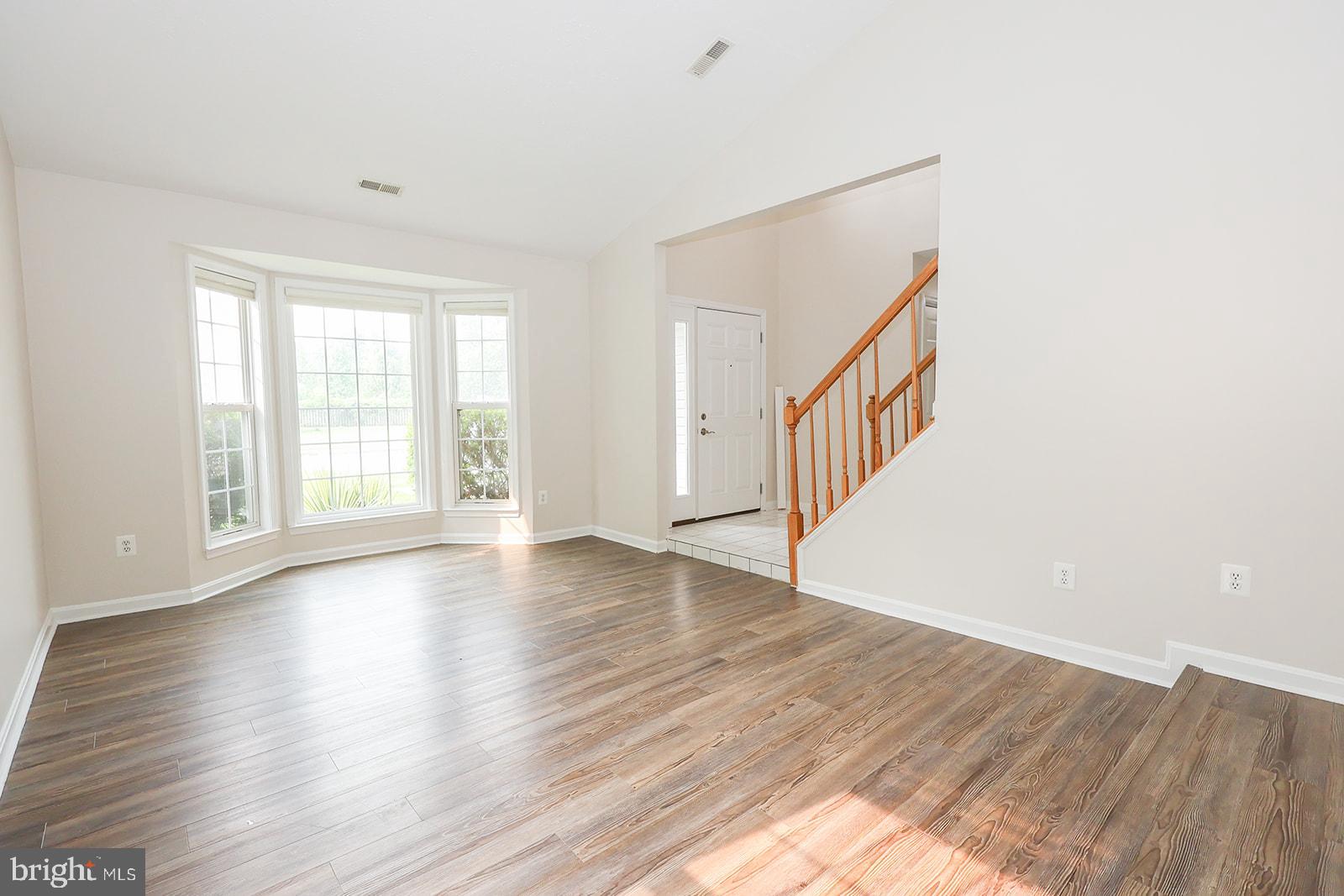 CEDAR COVE - Residential