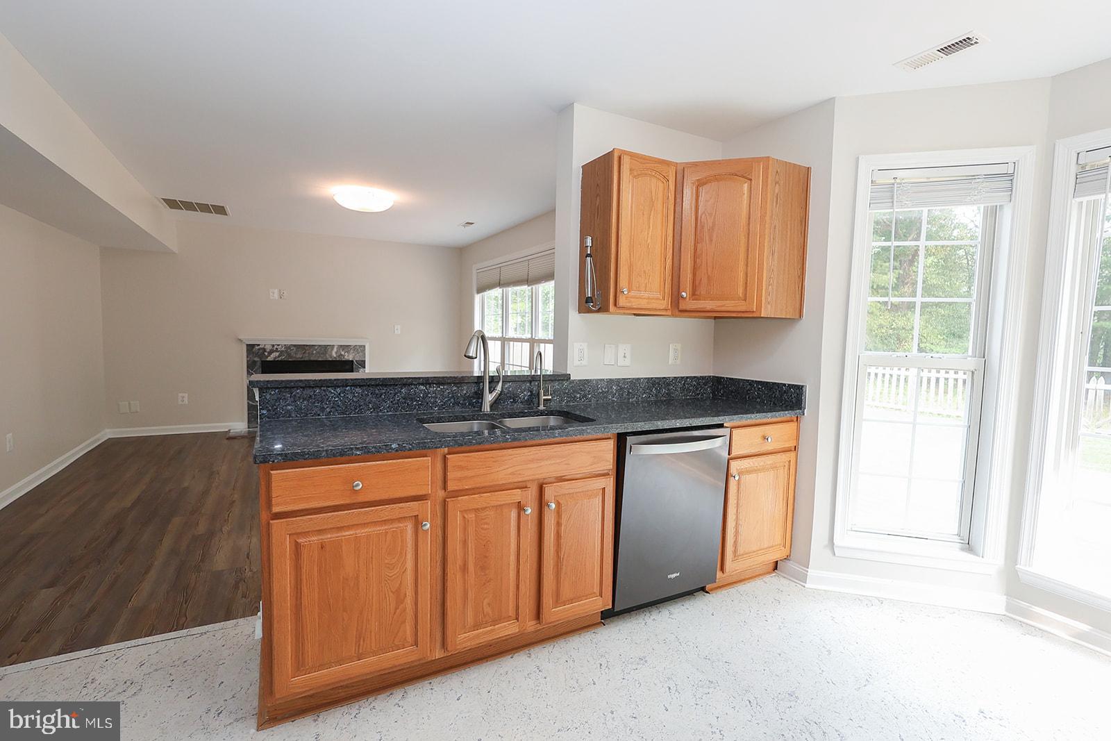 CEDAR COVE - Residential