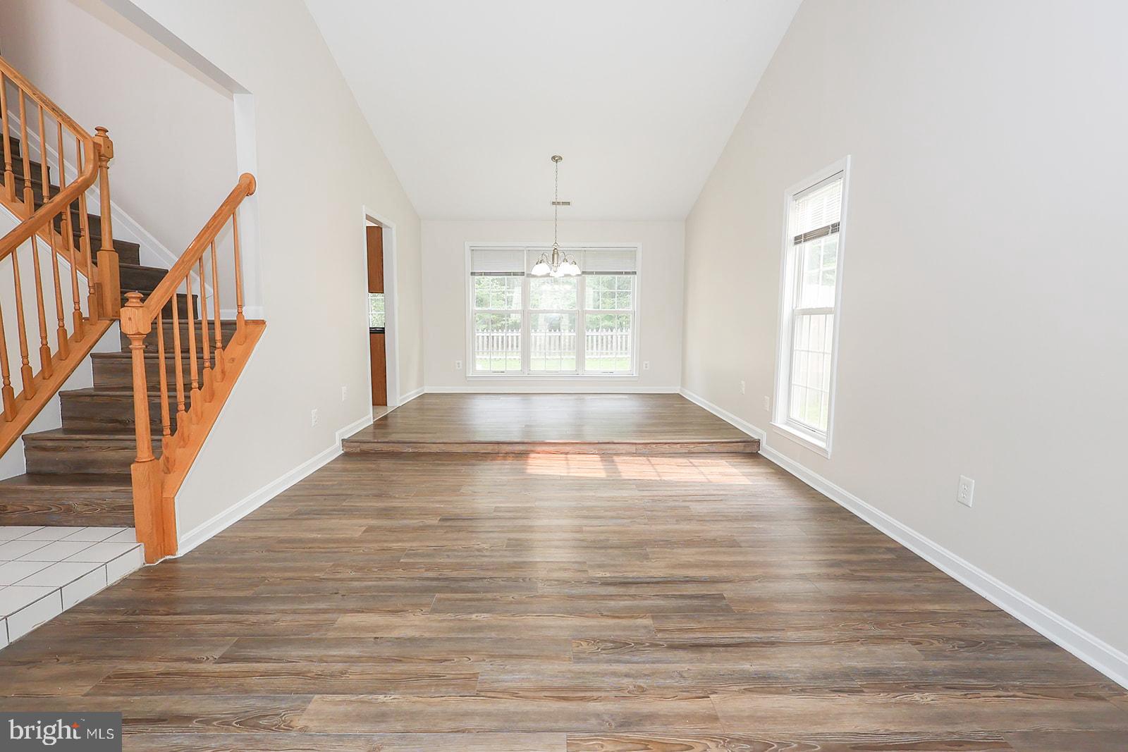 CEDAR COVE - Residential