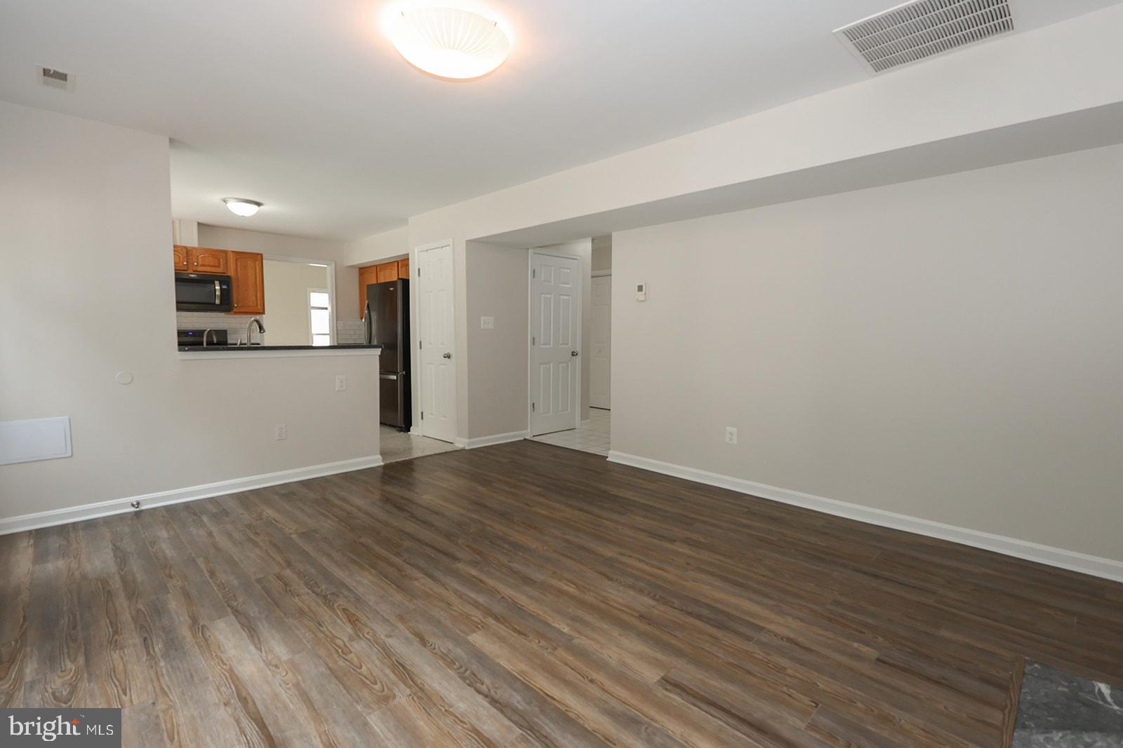 CEDAR COVE - Residential