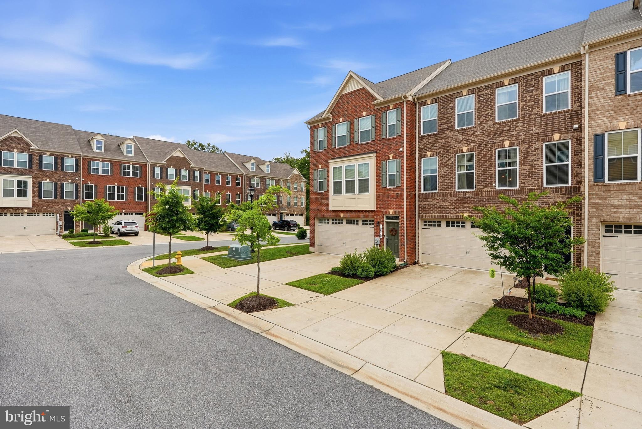 WESTCHESTER SQUARE - Residential