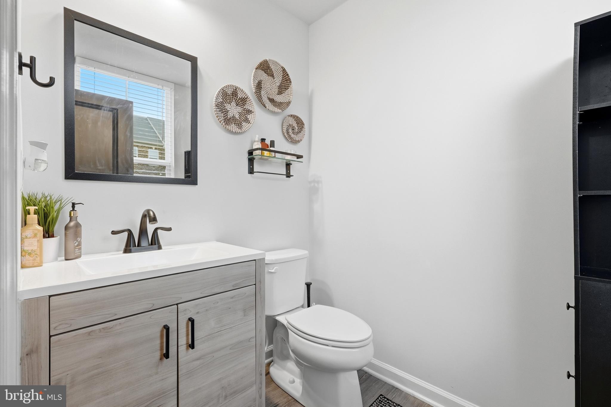 WESTCHESTER SQUARE - Residential