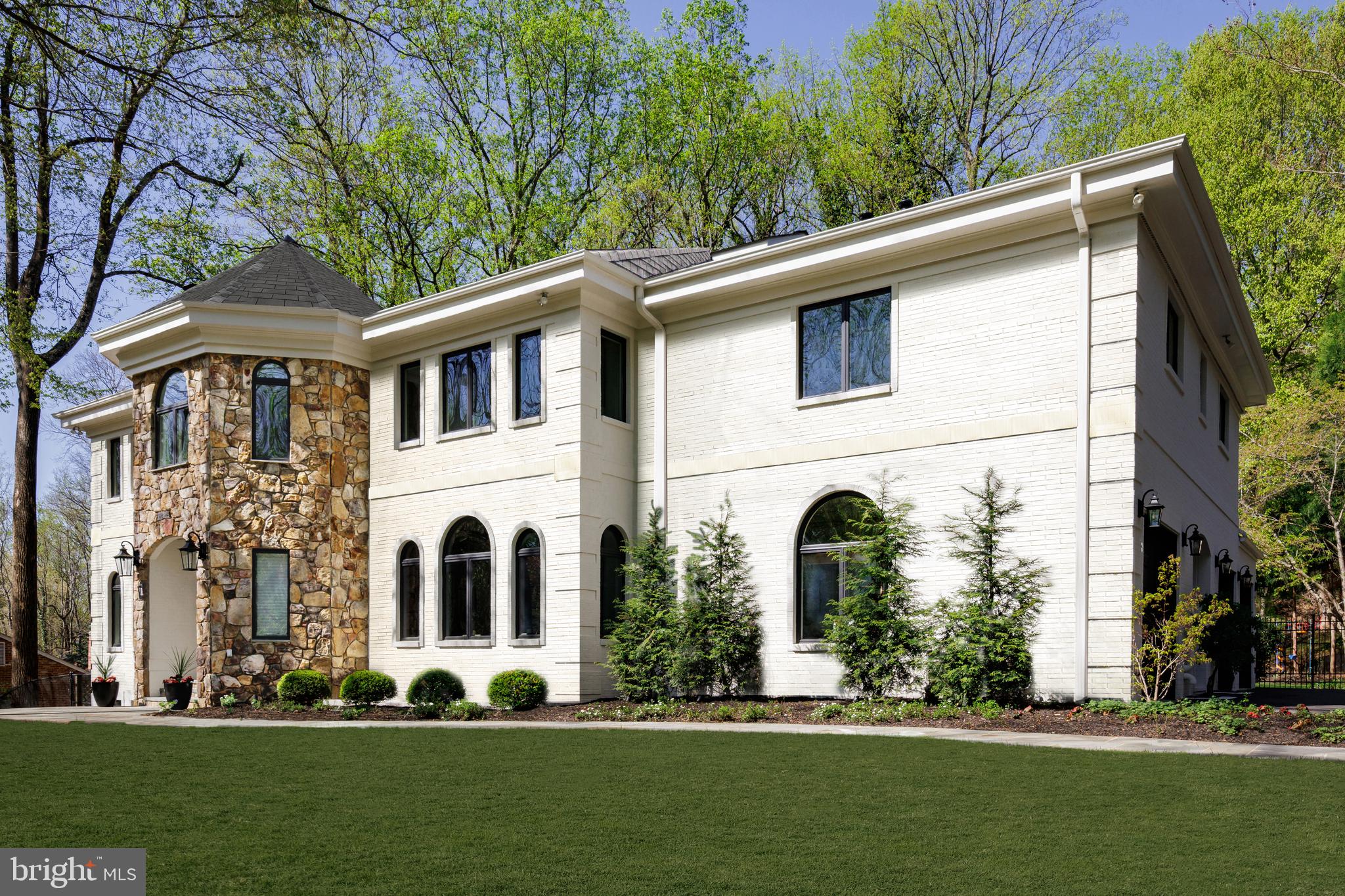 POTOMAC OUTSIDE - Residential