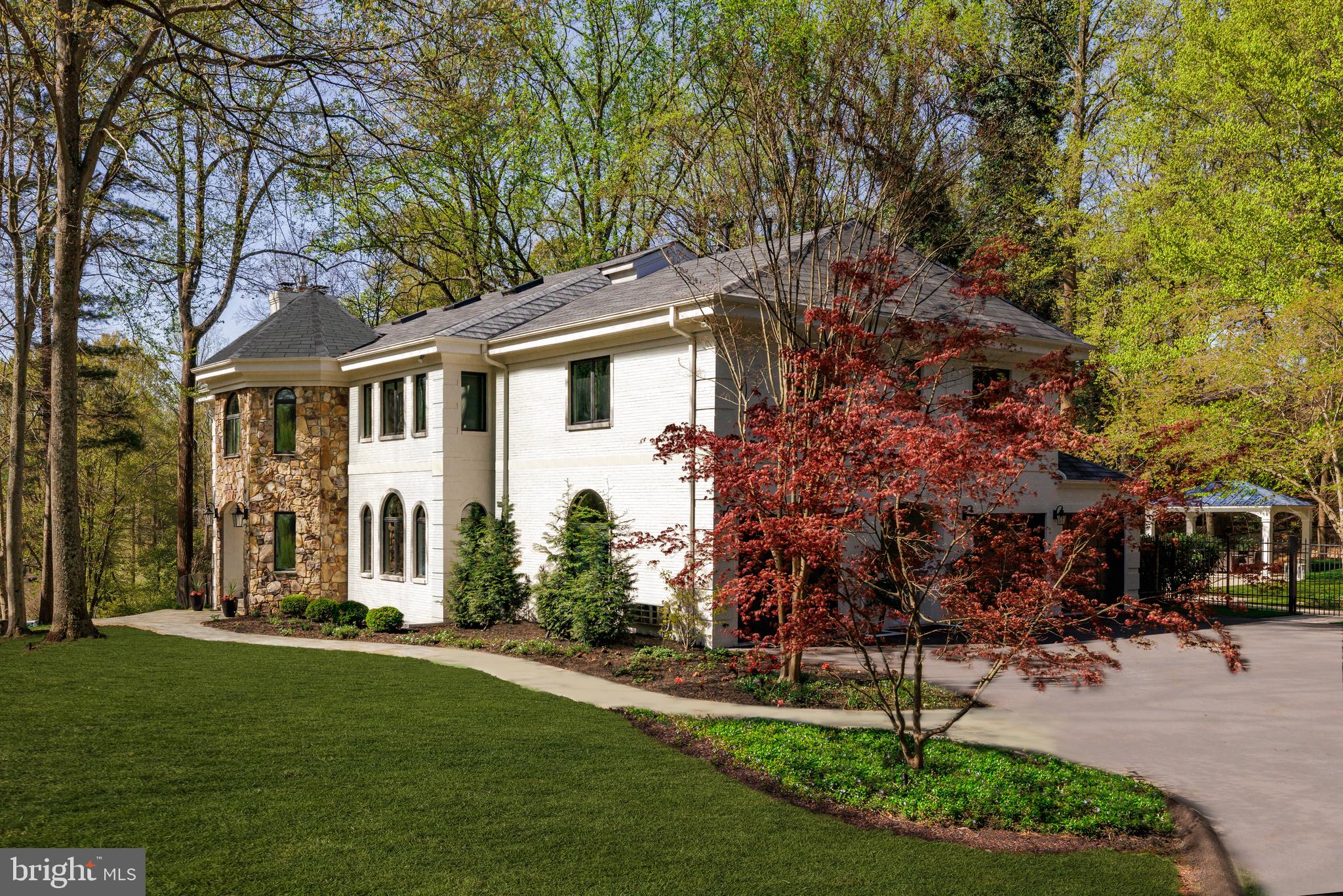 POTOMAC OUTSIDE - Residential