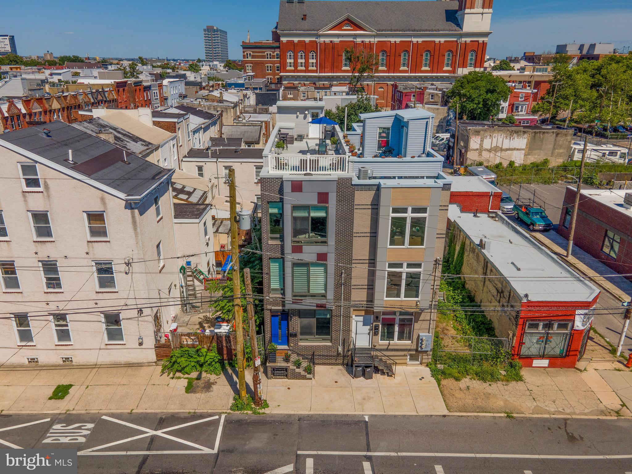 FRANCISVILLE - Residential