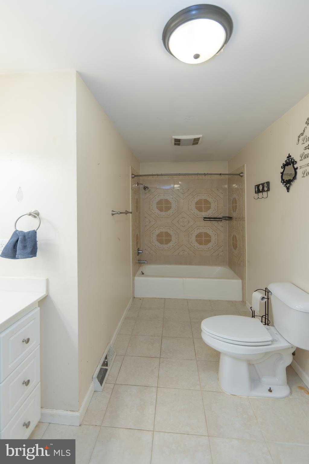 BRIGHTWOOD ACRES - Residential