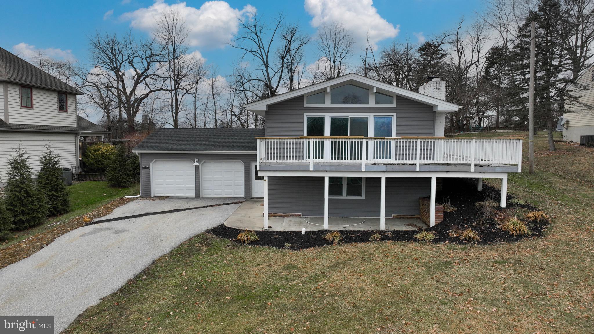 LAKE MEADE - Residential