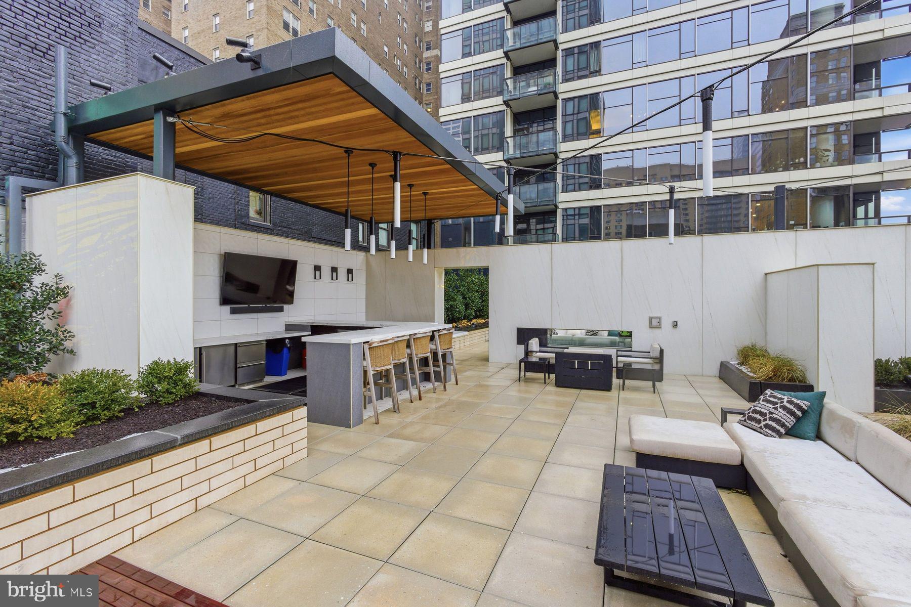 CENTER CITY - Residential