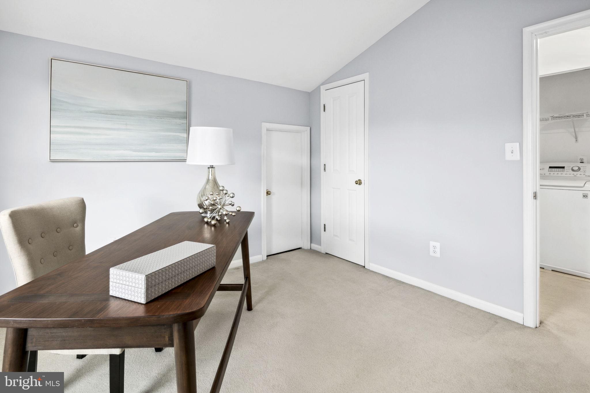 STONEGATE - Residential