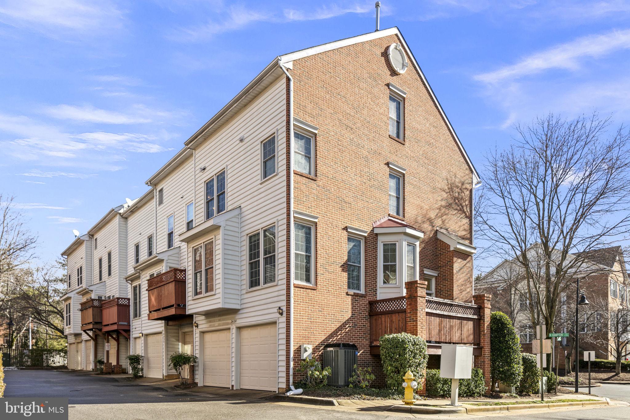 STONEGATE - Residential