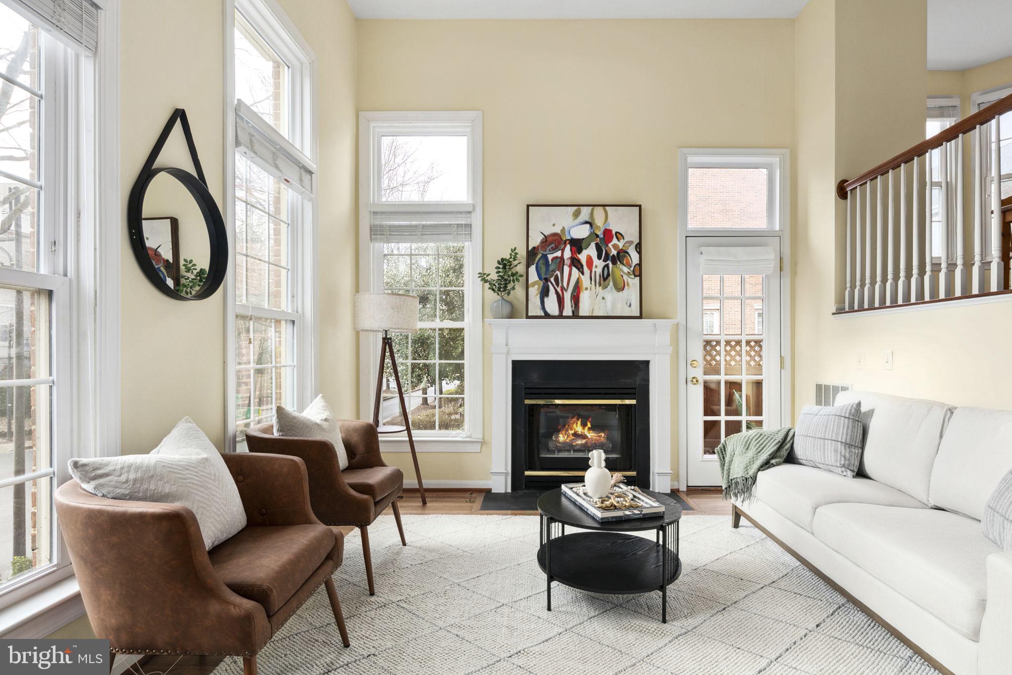 STONEGATE - Residential