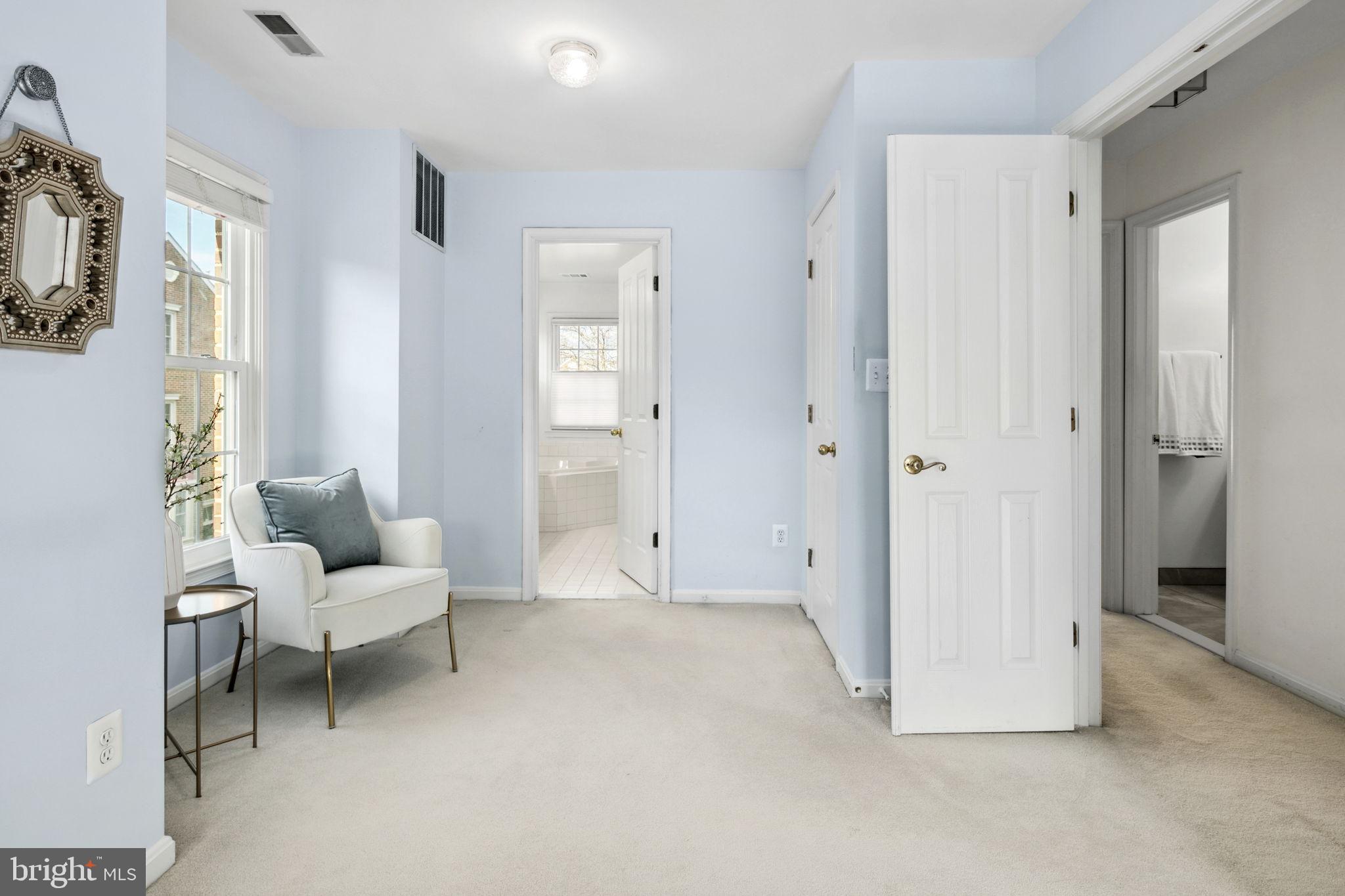 STONEGATE - Residential