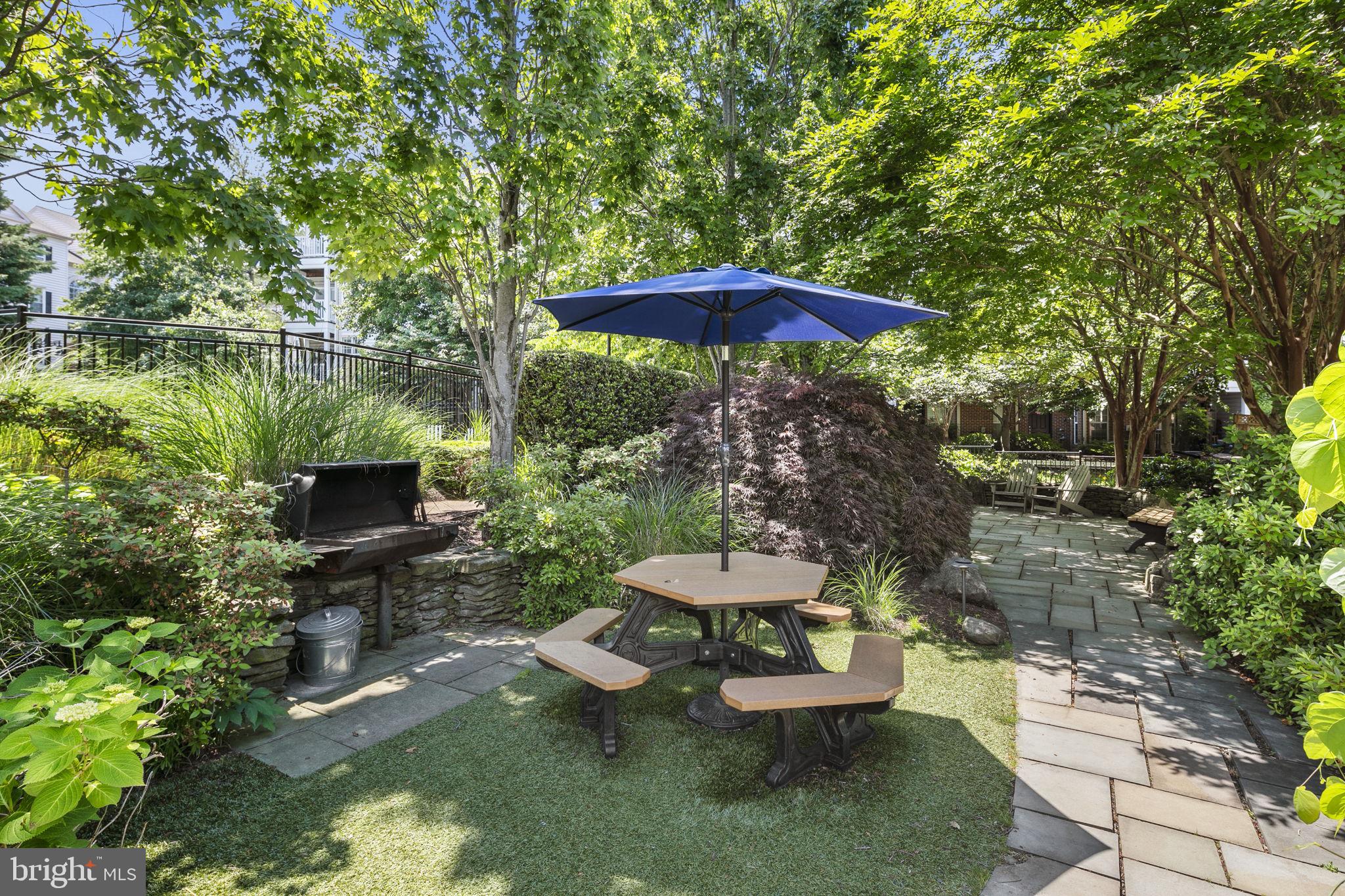 STONEGATE - Residential