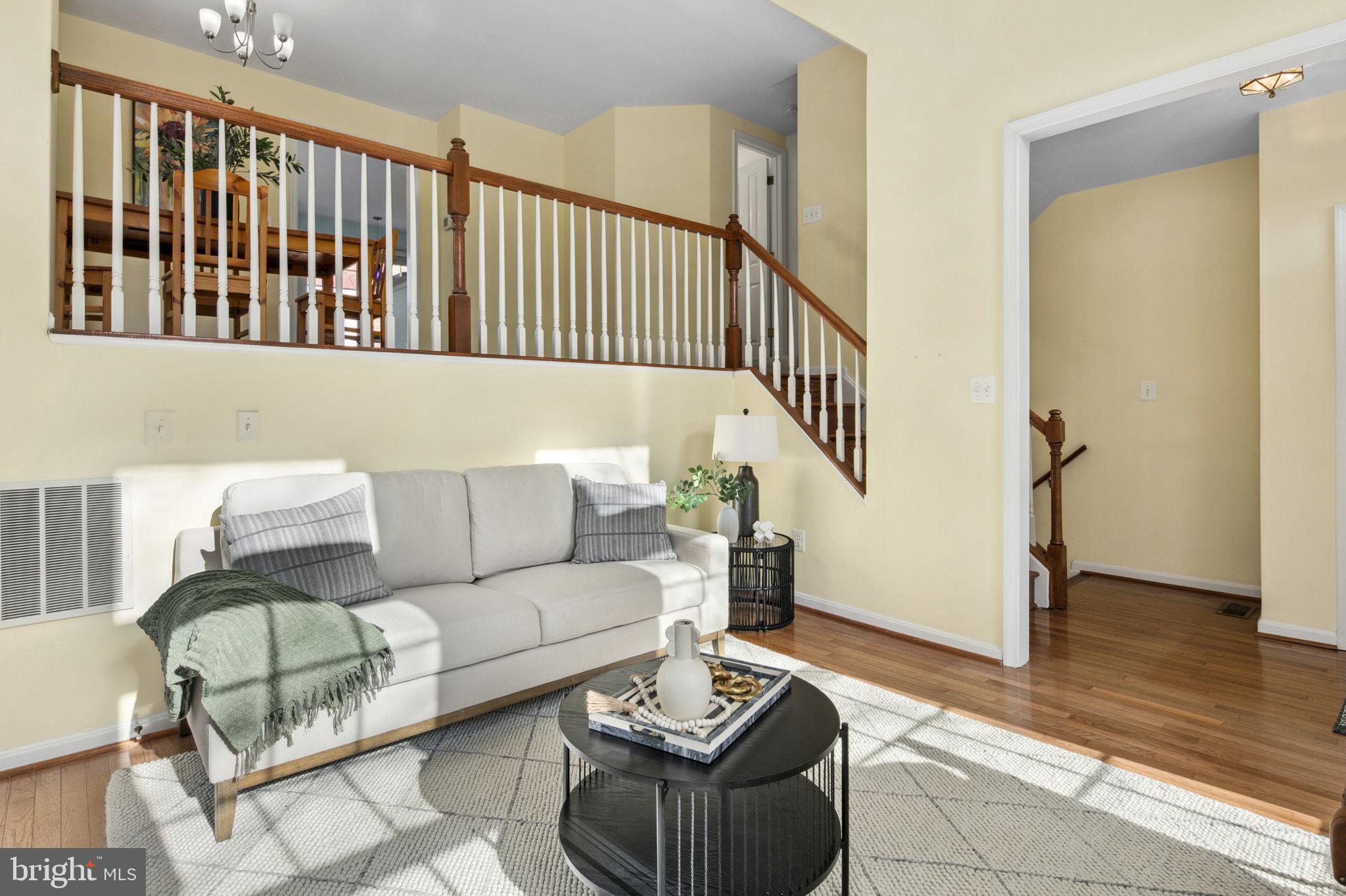 STONEGATE - Residential