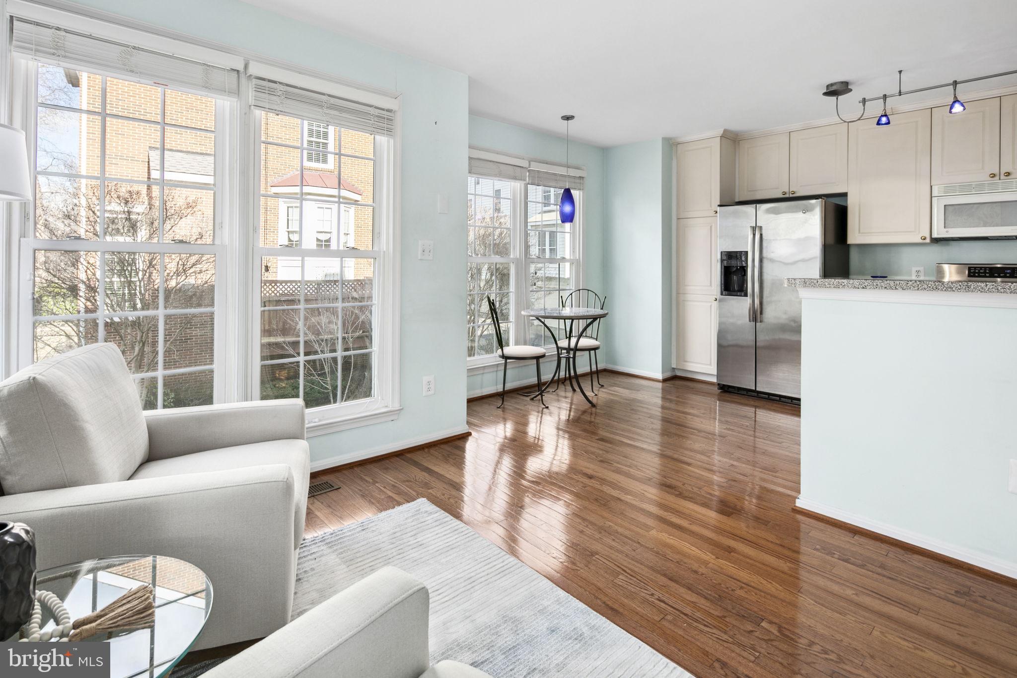 STONEGATE - Residential