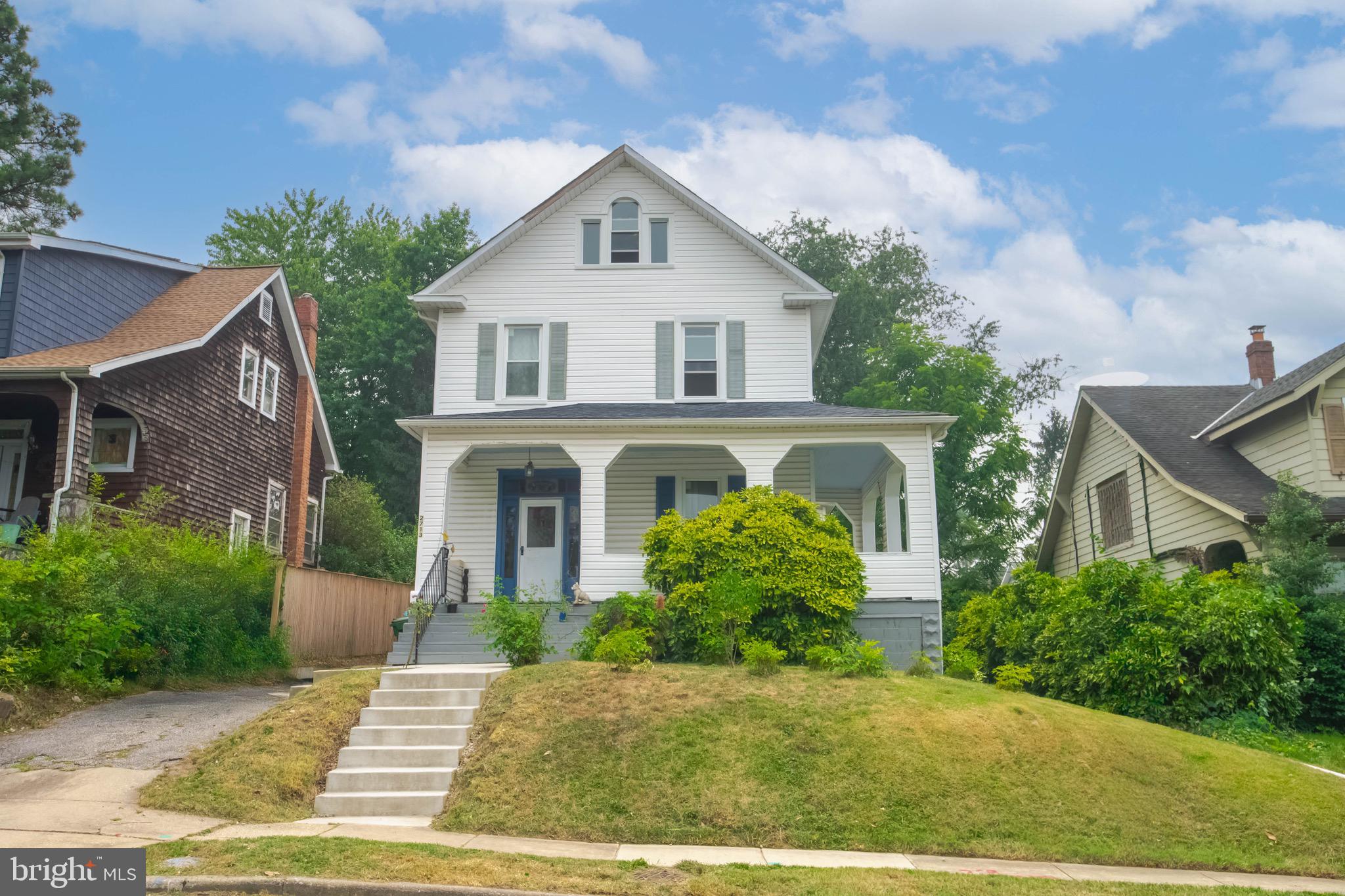 LAURAVILLE HISTORIC DISTRICT - Residential