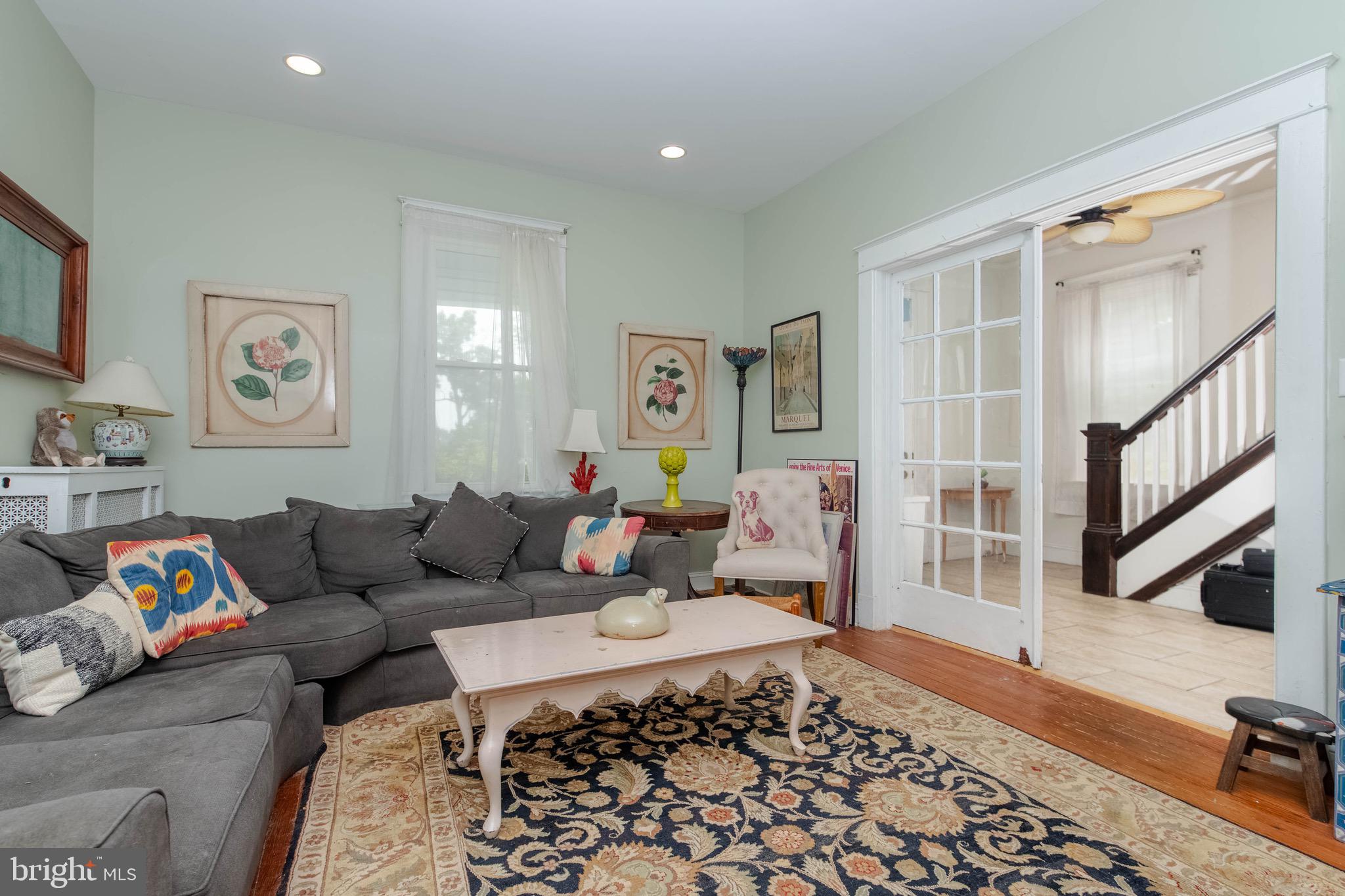 LAURAVILLE HISTORIC DISTRICT - Residential
