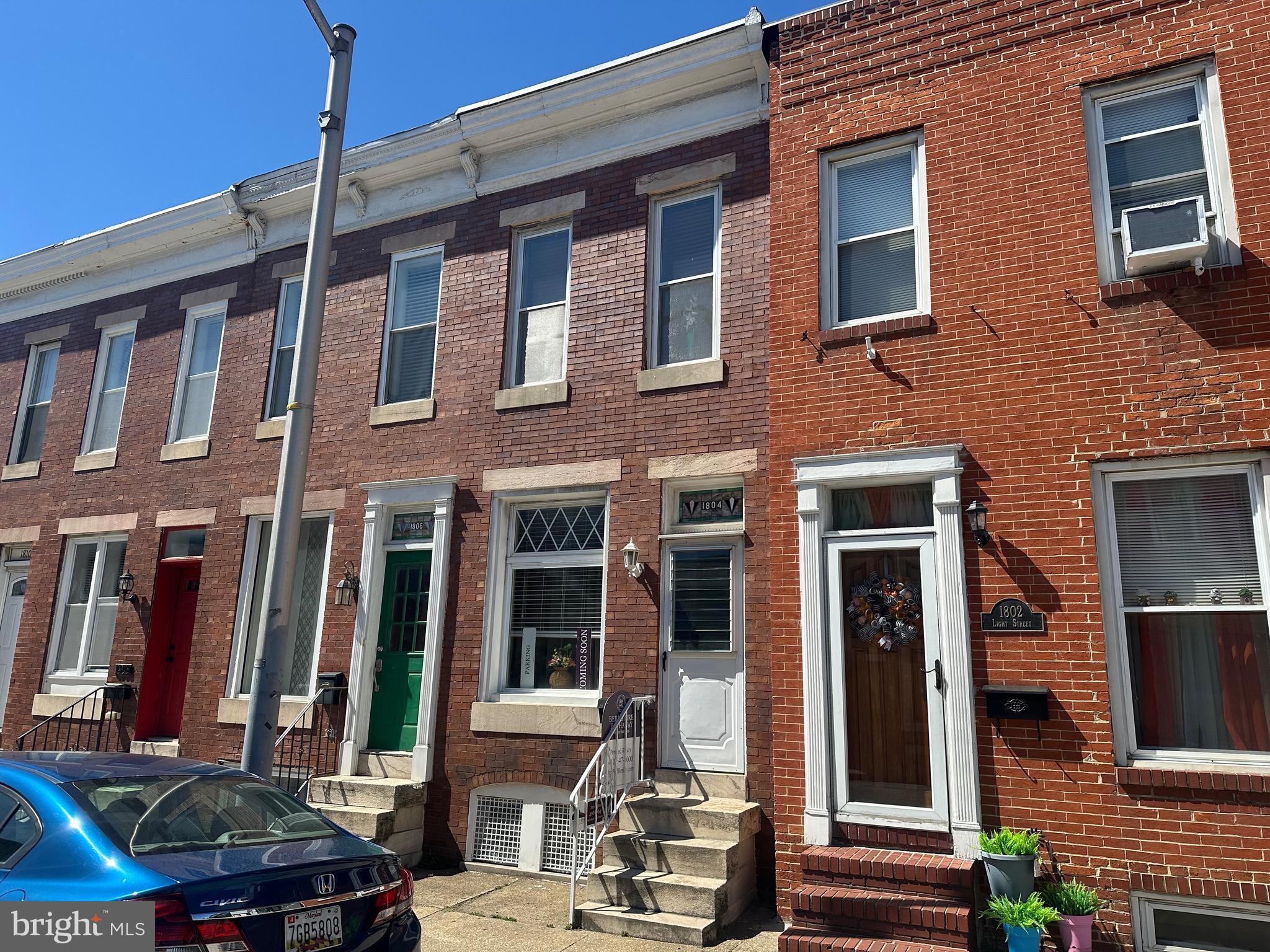PARKING PARKING PARKING !!! Been looking for a move- in, livable home with off street parking ? Well kept and super Open floor plan.  This Brown stone townhouse is located just two blocks from Riverside Park and Pool. 
PHOTOS COMING SOON !