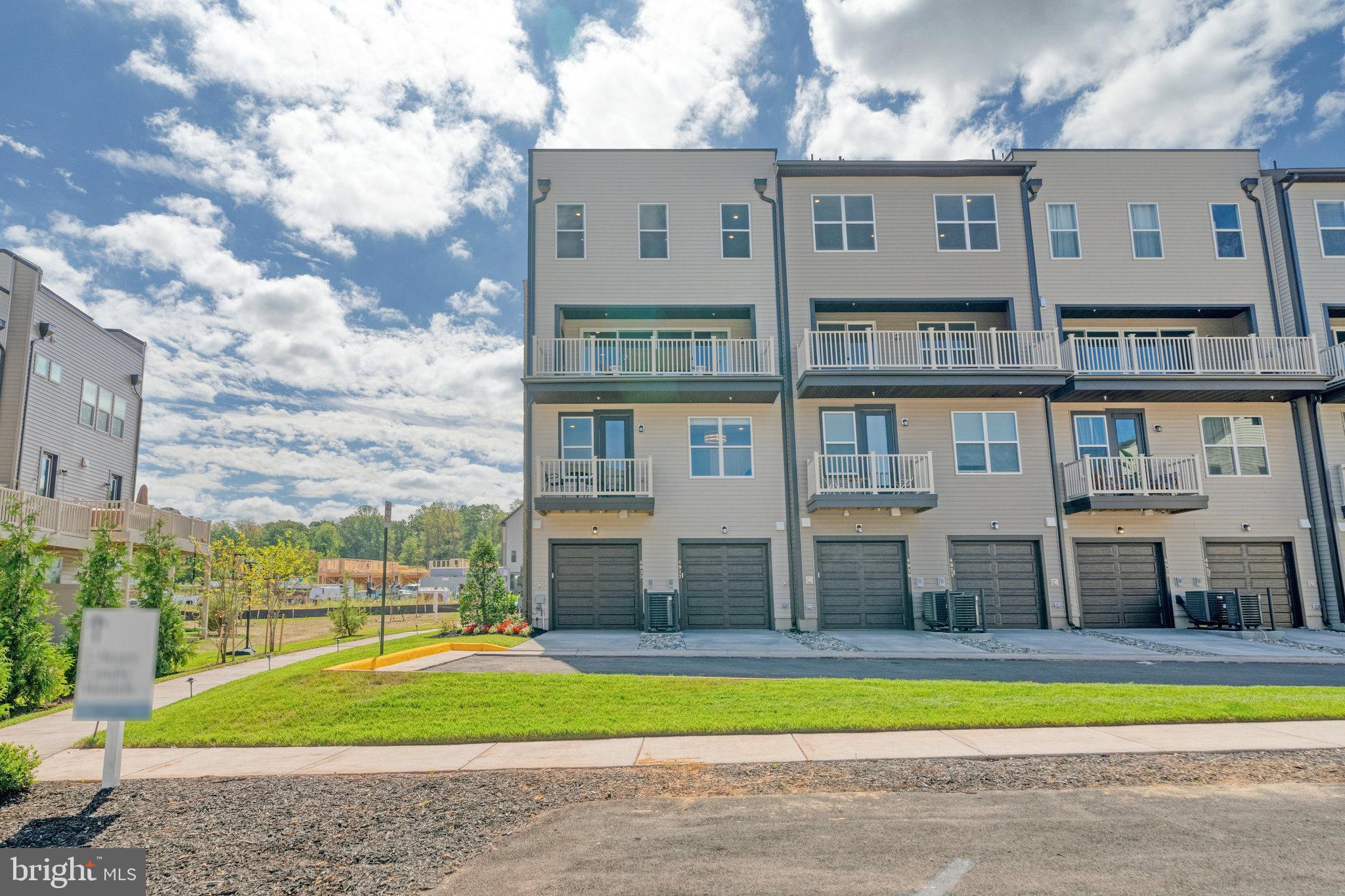 THE BOULEVARDS AT WESTFIELDS - Residential