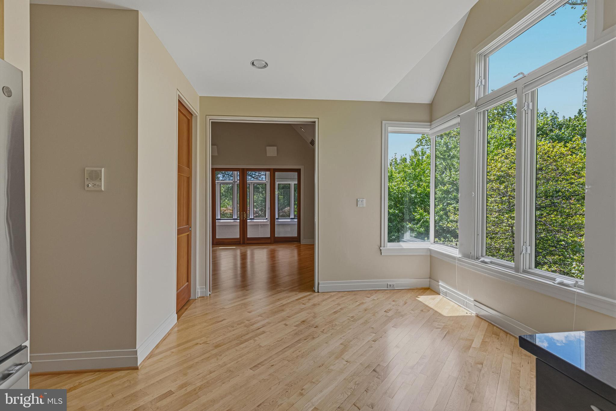 COUNTRY CLUB HILLS - Residential