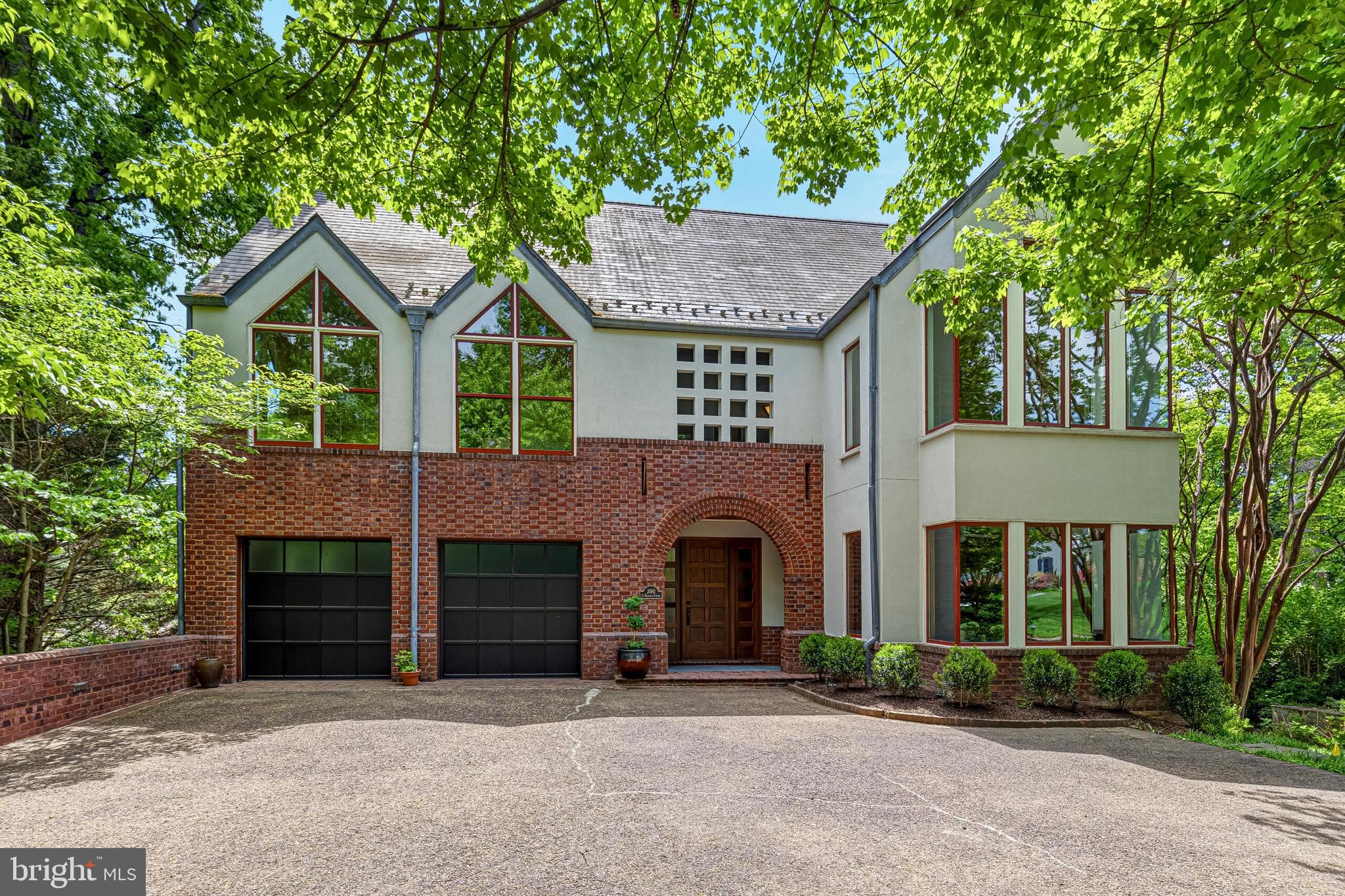 COUNTRY CLUB HILLS - Residential