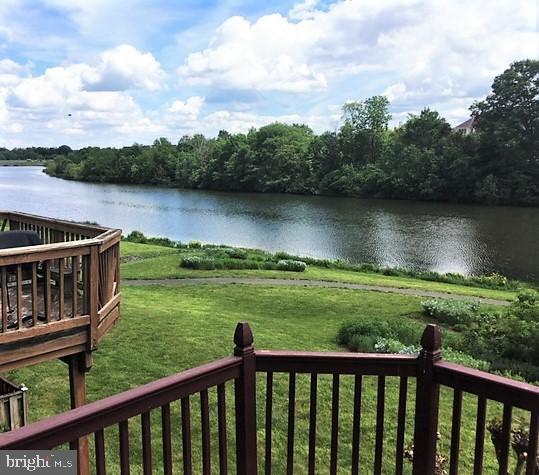 ASHBURN VILLAGE - Residential Lease